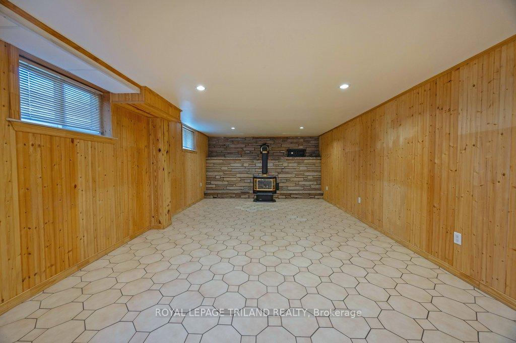 Photo 25 of 66 Park Avenue, St. Thomas — HOMEH