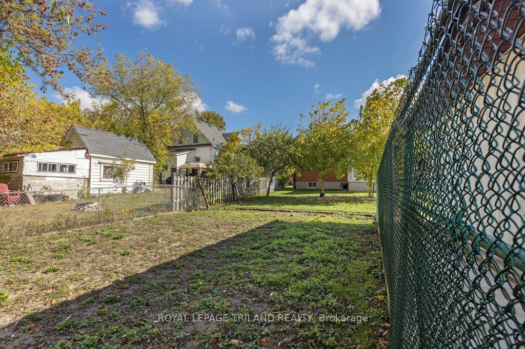 Photo 40 of 66 Park Avenue, St. Thomas — HOMEH