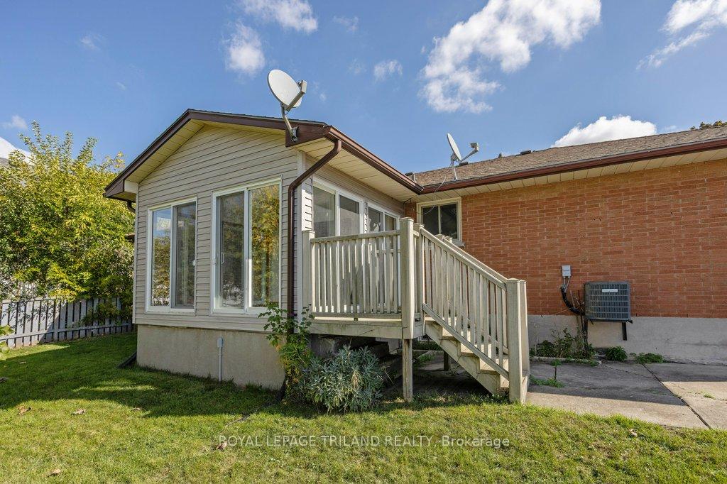 Photo 41 of 66 Park Avenue, St. Thomas — HOMEH