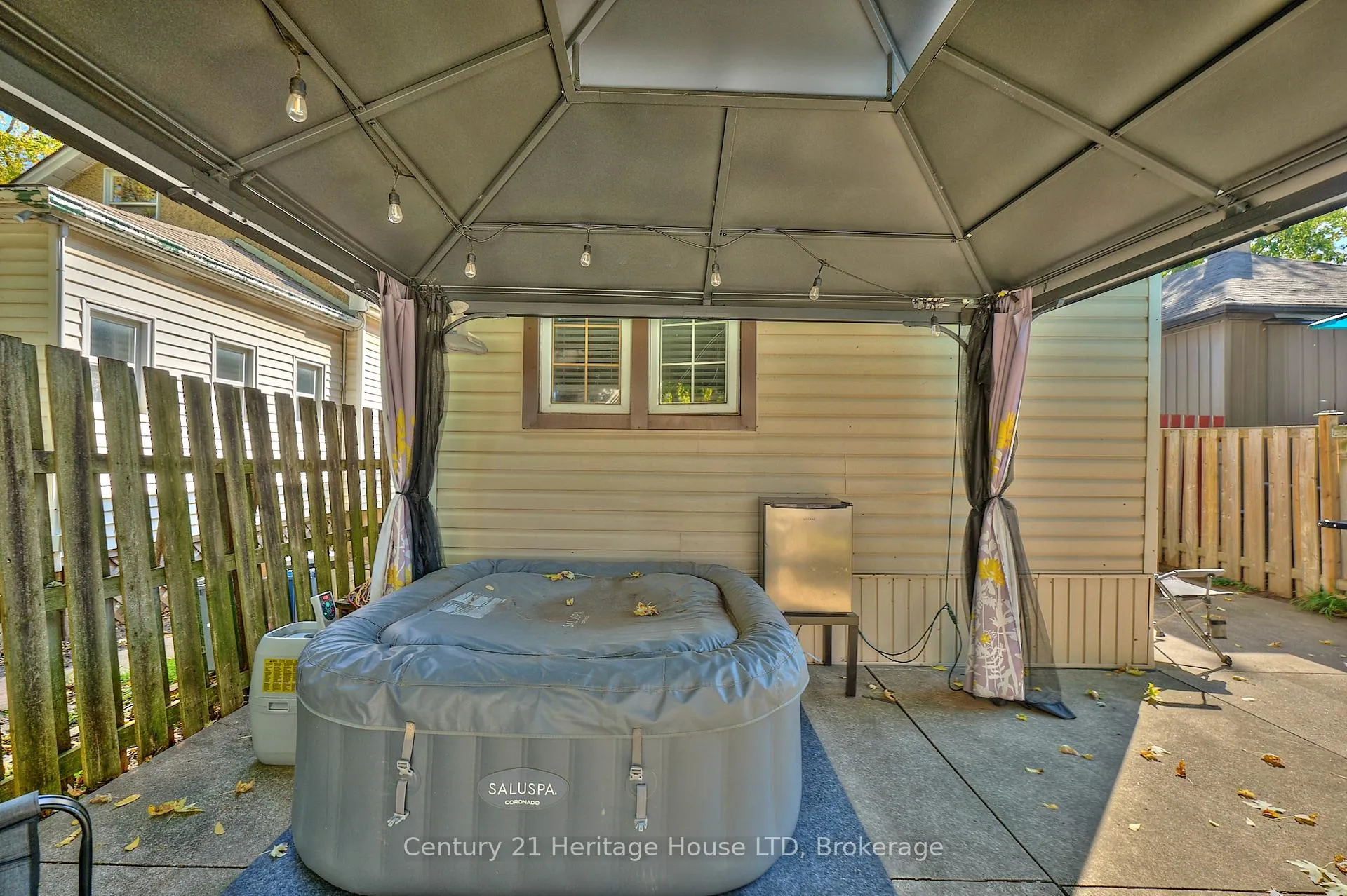 Photo 20 of 119 Page Street, St. Catharines, E. Chester — HOMEH