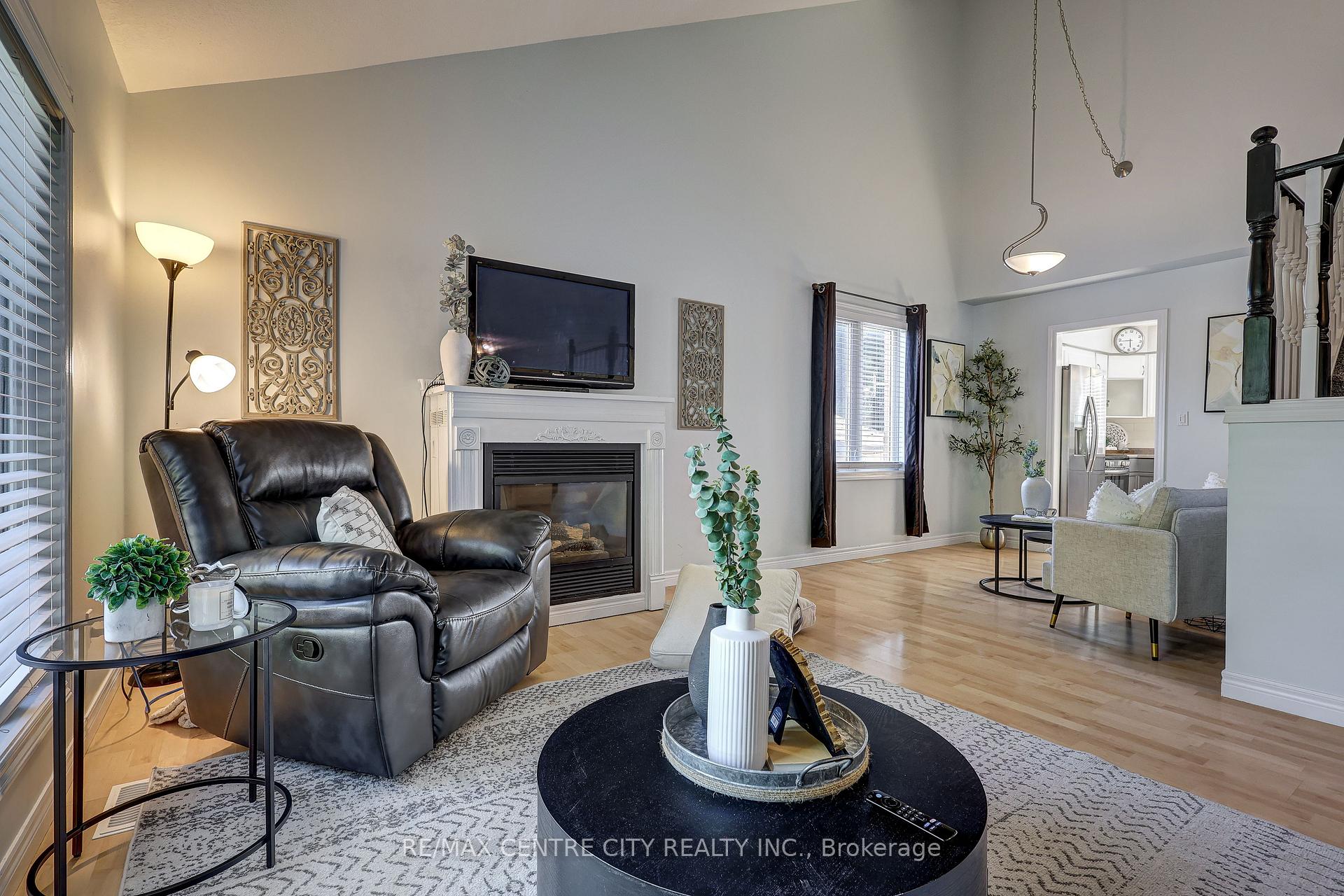 Photo 15 of 19 Lyford Court, St. Thomas — HOMEH