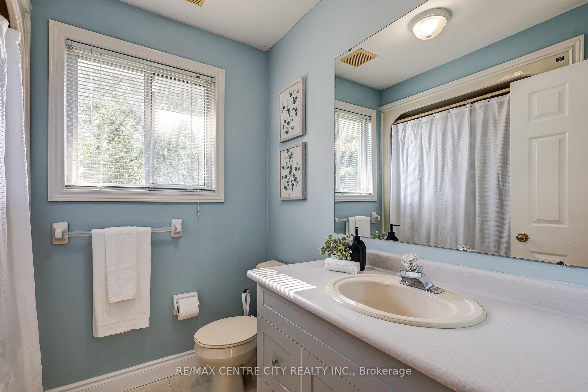 Photo 27 of 19 Lyford Court, St. Thomas — HOMEH