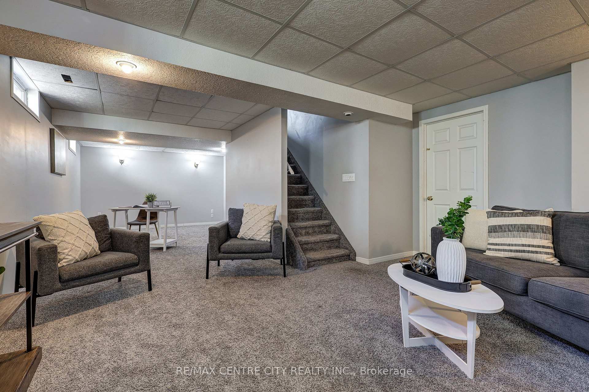 Photo 35 of 19 Lyford Court, St. Thomas — HOMEH