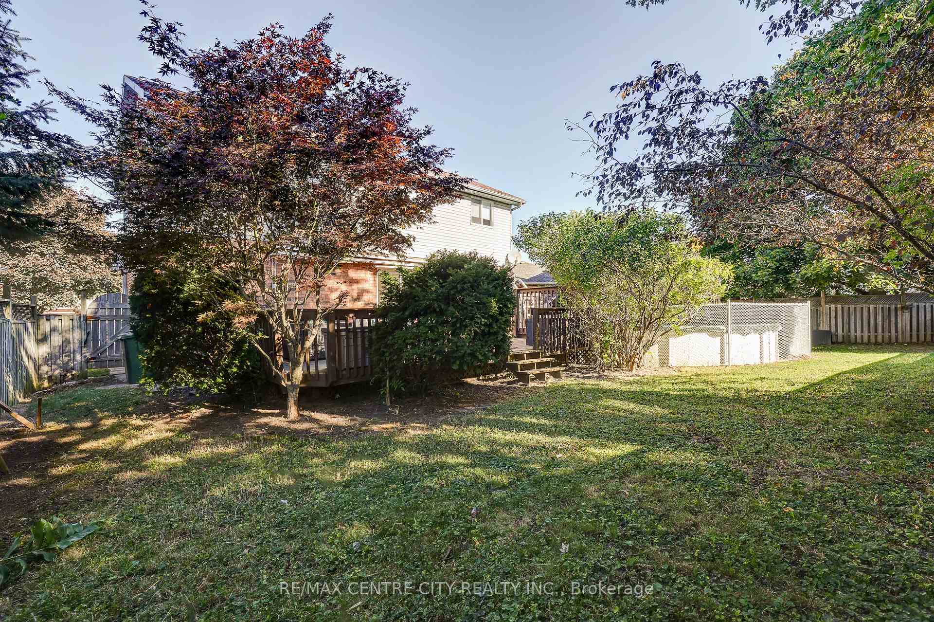 Photo 41 of 19 Lyford Court, St. Thomas — HOMEH