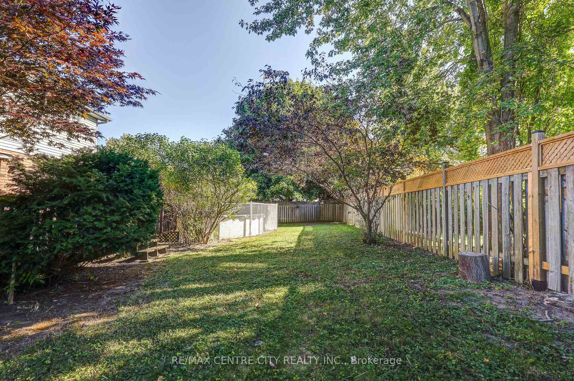 Photo 42 of 19 Lyford Court, St. Thomas — HOMEH
