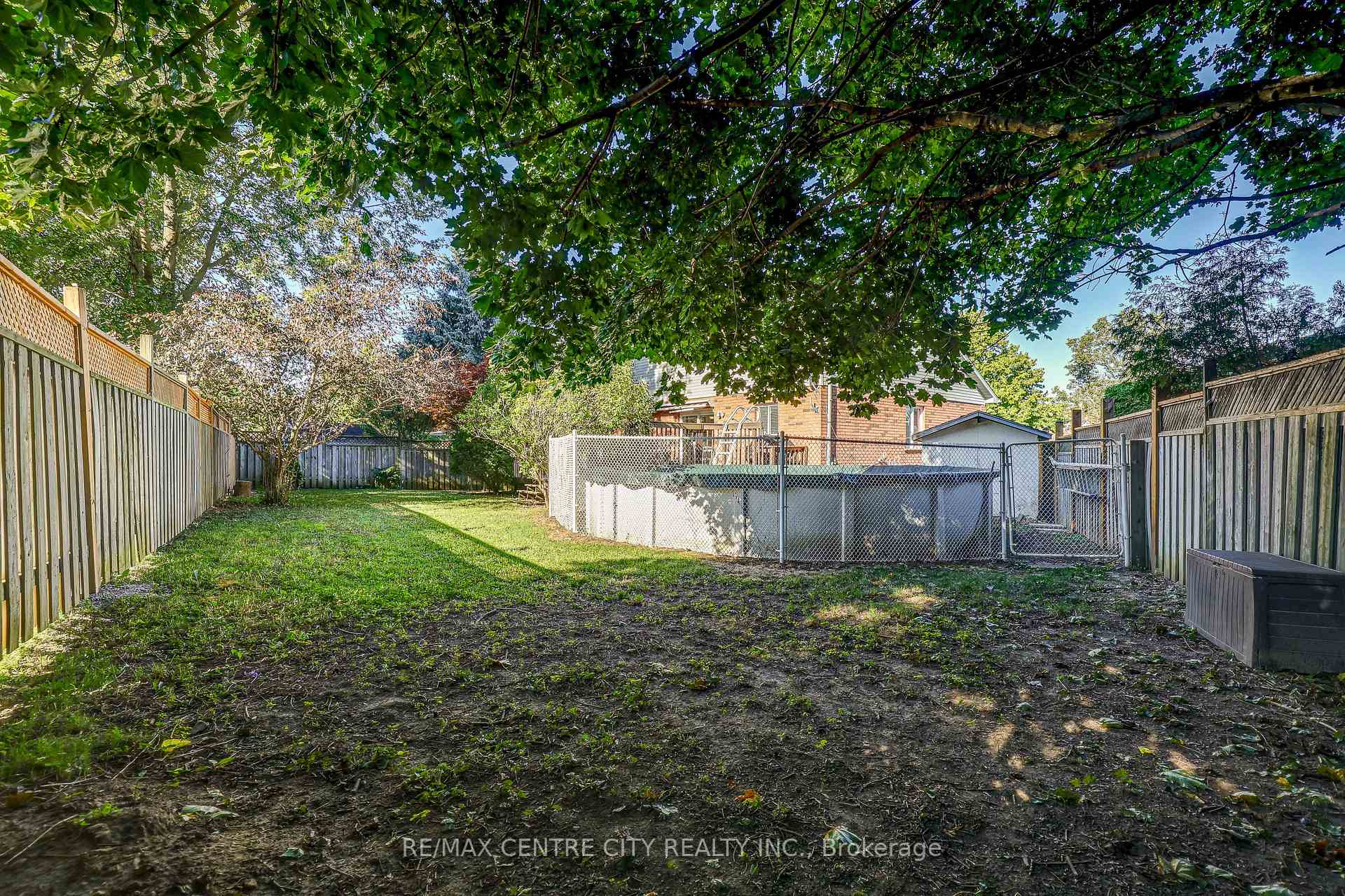 Photo 43 of 19 Lyford Court, St. Thomas — HOMEH