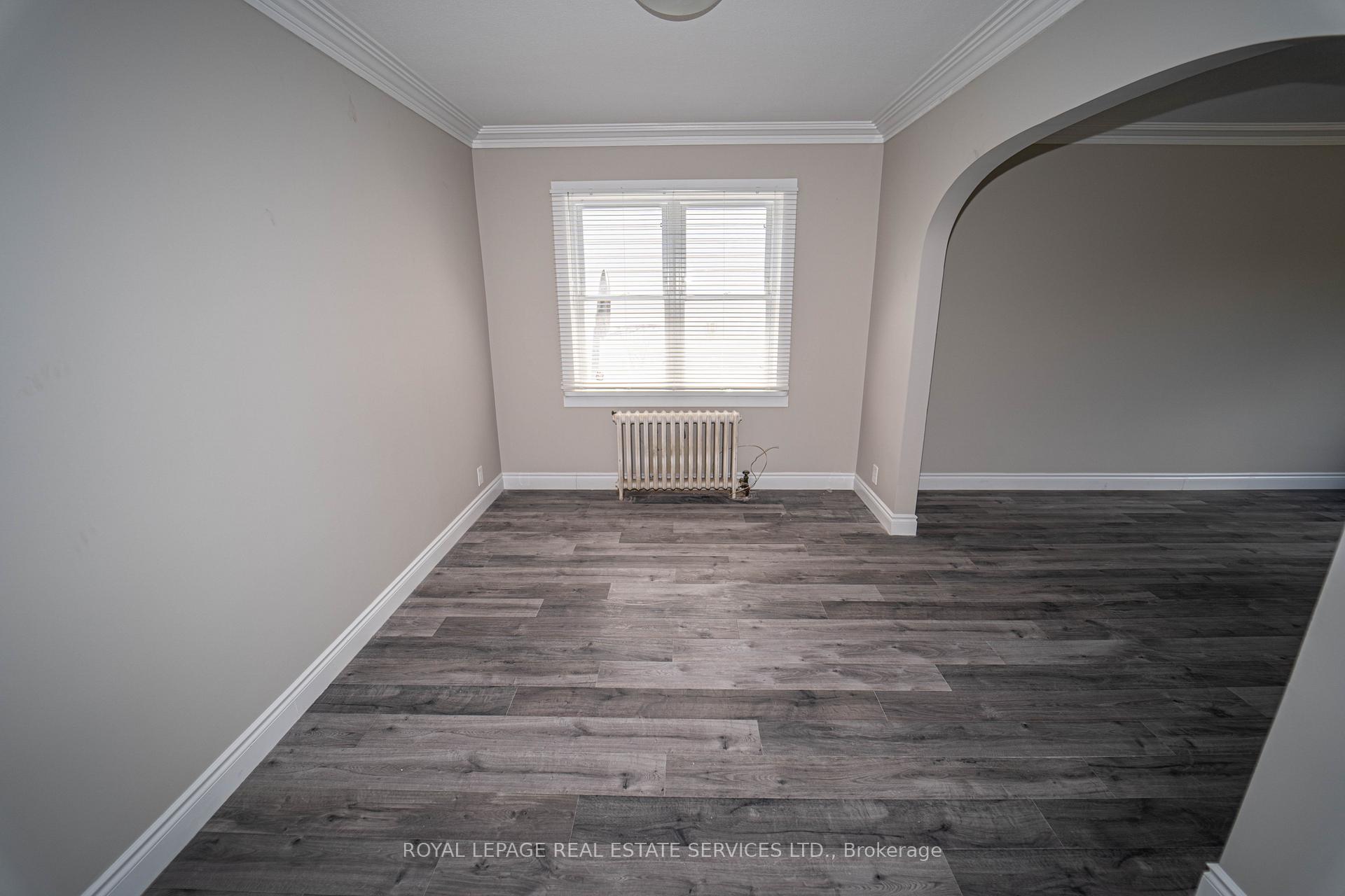 Photo 4 of 8 Bruce Street, St. Catharines, Downtown — HOMEH