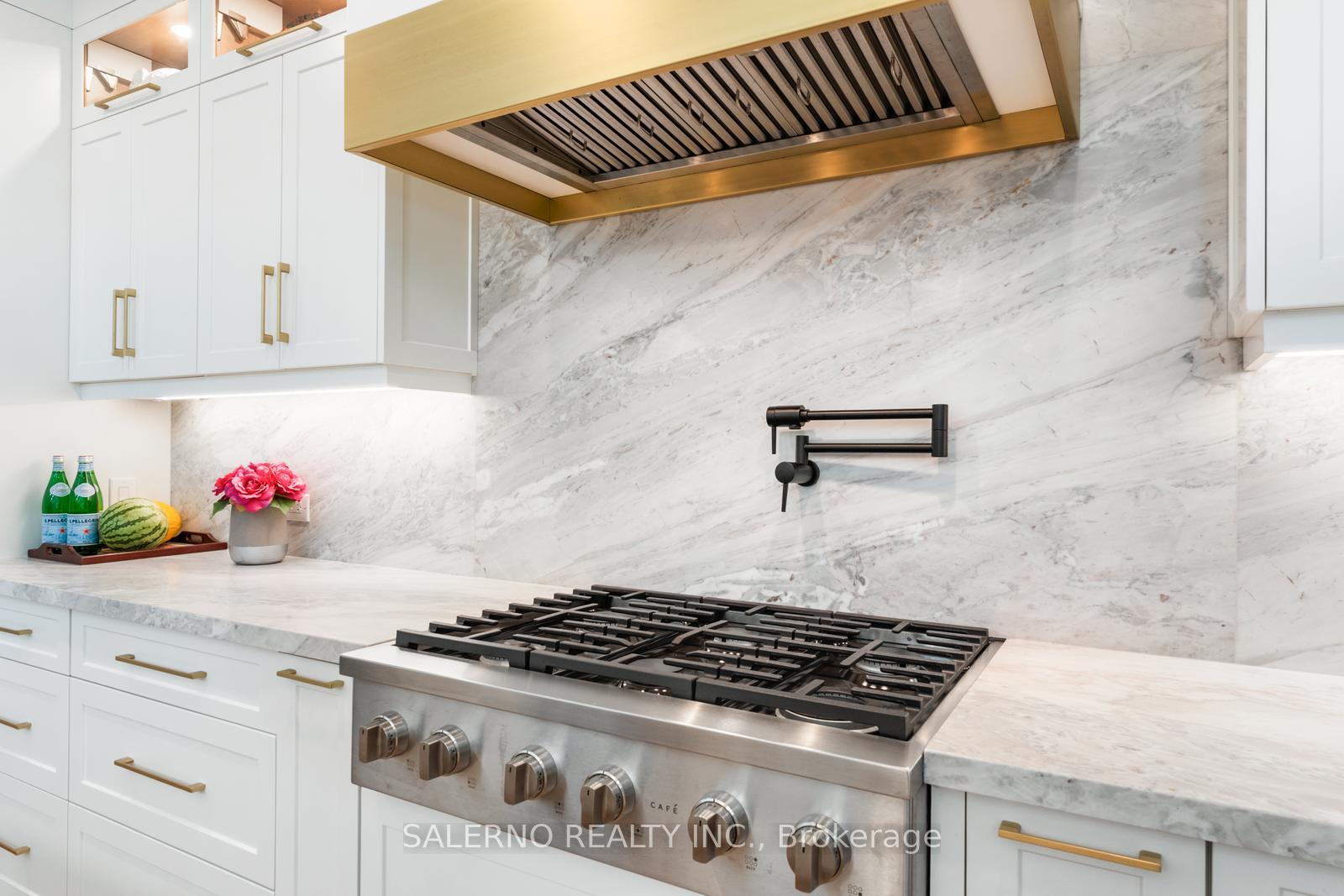 Photo 13 of 38 Marni Lane, Springwater, Phelpston — HOMEH