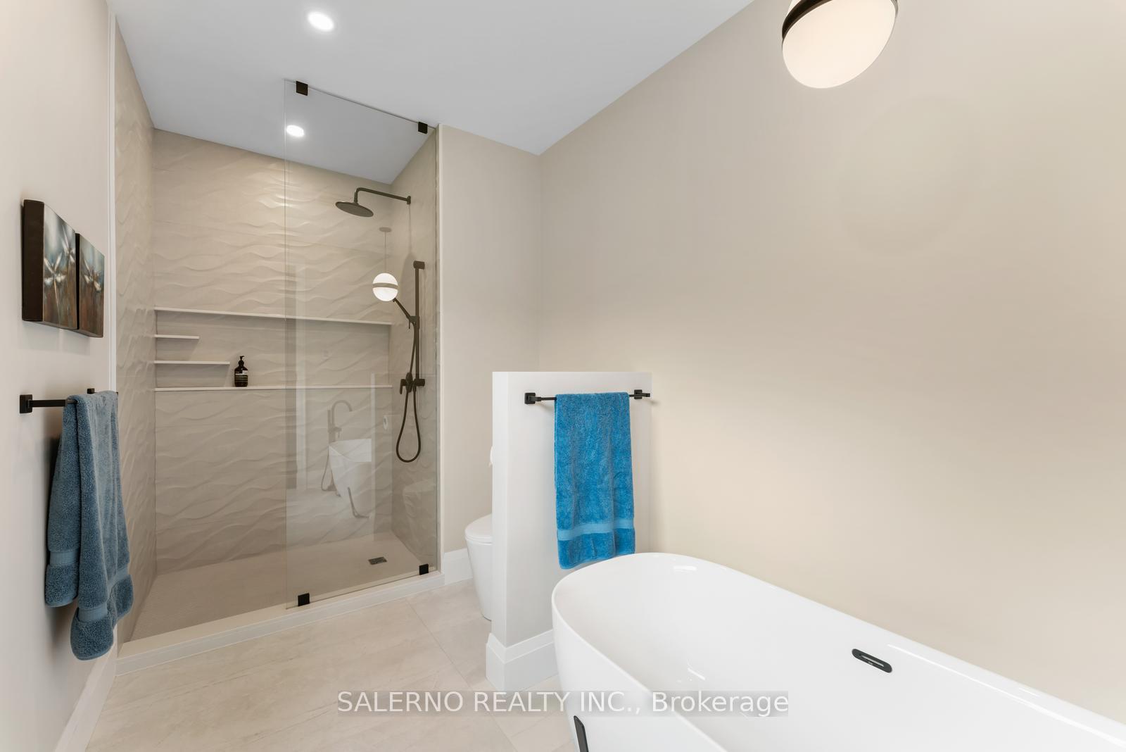 Photo 24 of 38 Marni Lane, Springwater, Phelpston — HOMEH