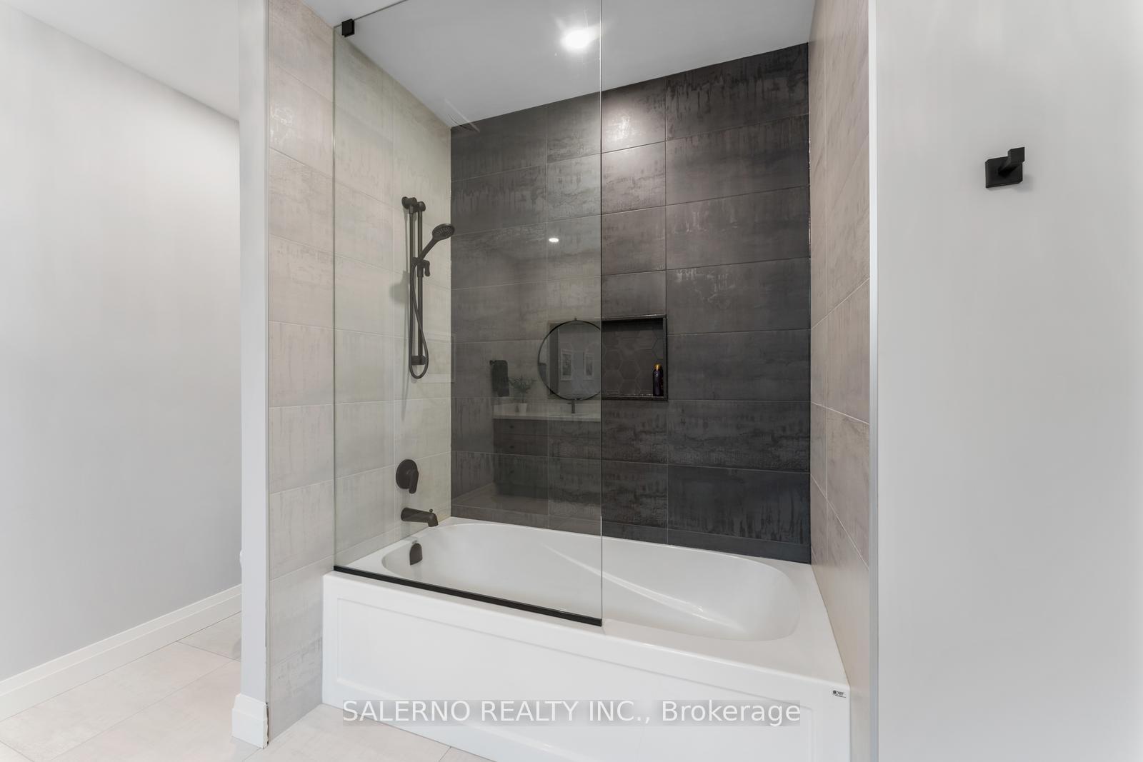 Photo 29 of 38 Marni Lane, Springwater, Phelpston — HOMEH