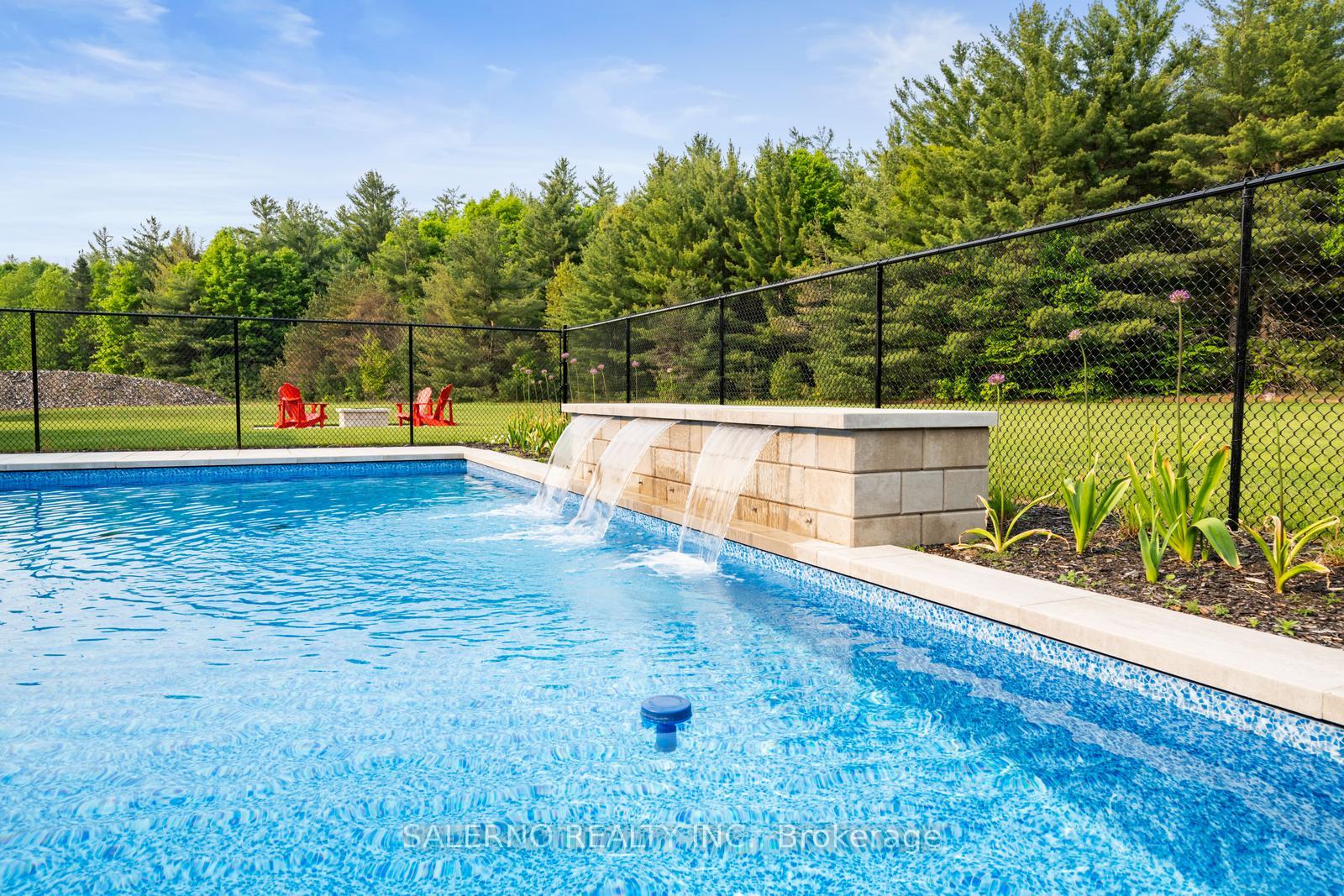 Photo 34 of 38 Marni Lane, Springwater, Phelpston — HOMEH
