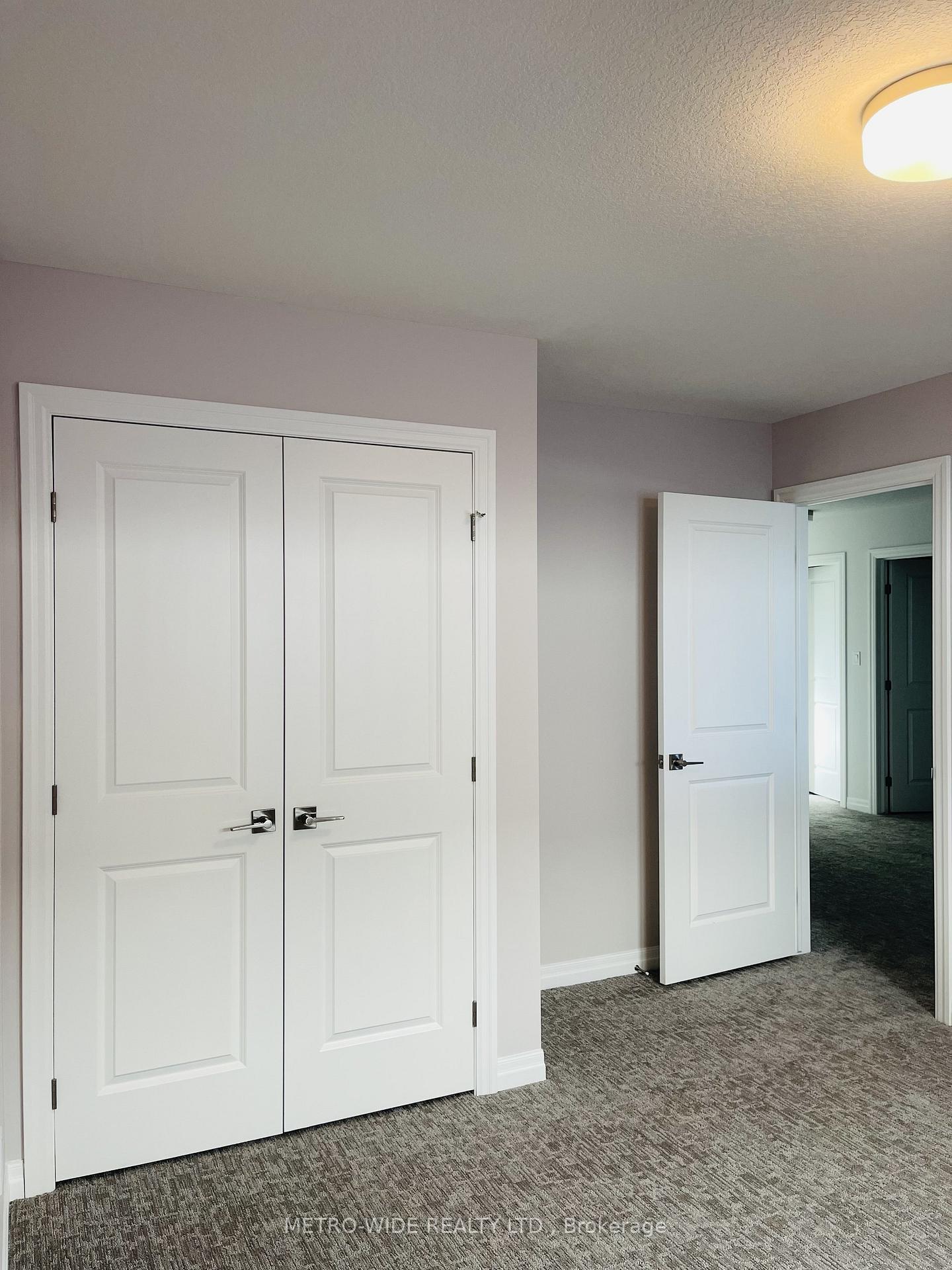 Photo 16 of 70 Silverleaf Path E, St. Thomas — HOMEH