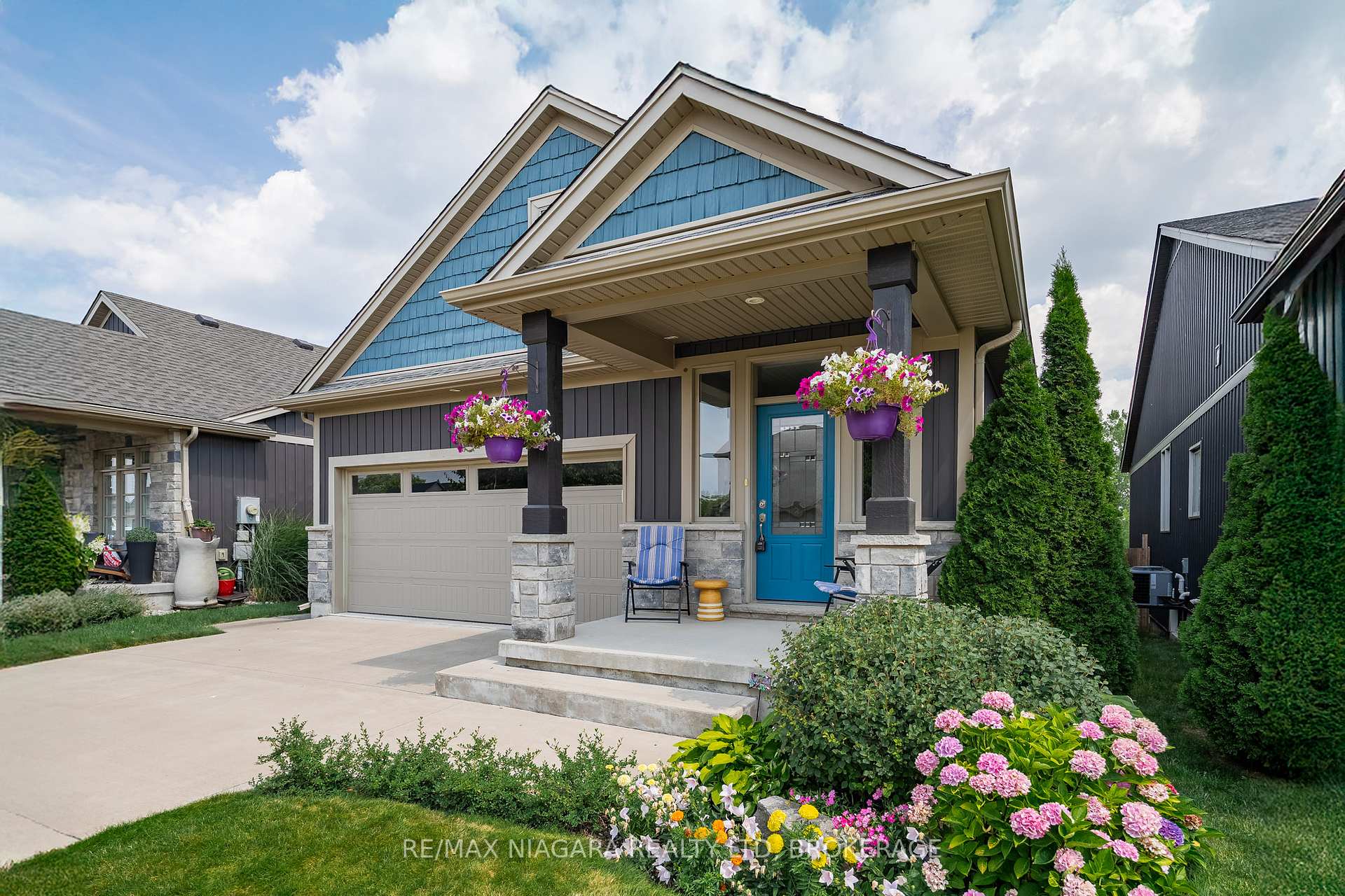 Photo 3 of 86 Parkside Drive, St. Catharines, Port Weller — HOMEH