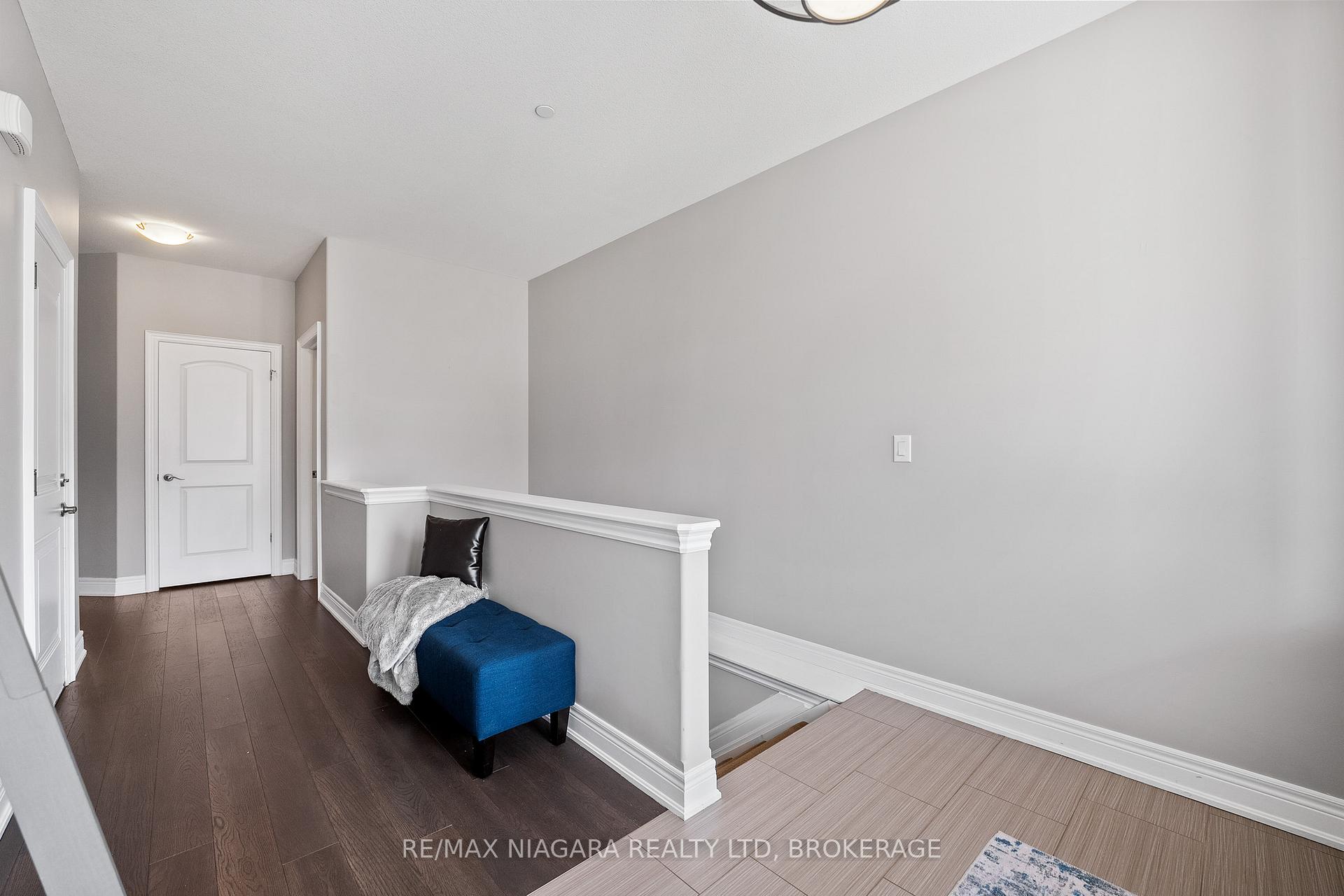 Photo 22 of 86 Parkside Drive, St. Catharines, Port Weller — HOMEH