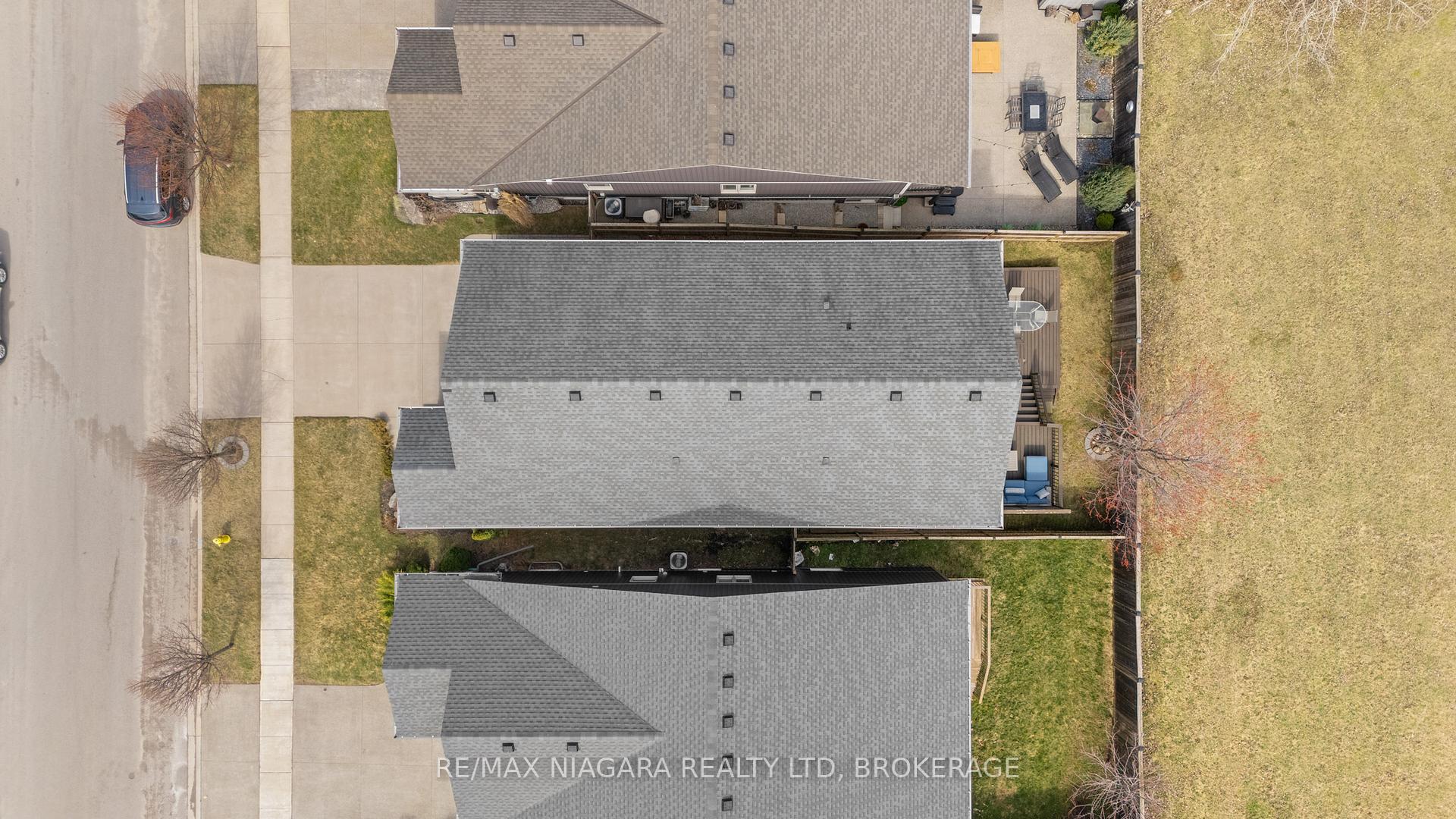 Photo 35 of 86 Parkside Drive, St. Catharines, Port Weller — HOMEH