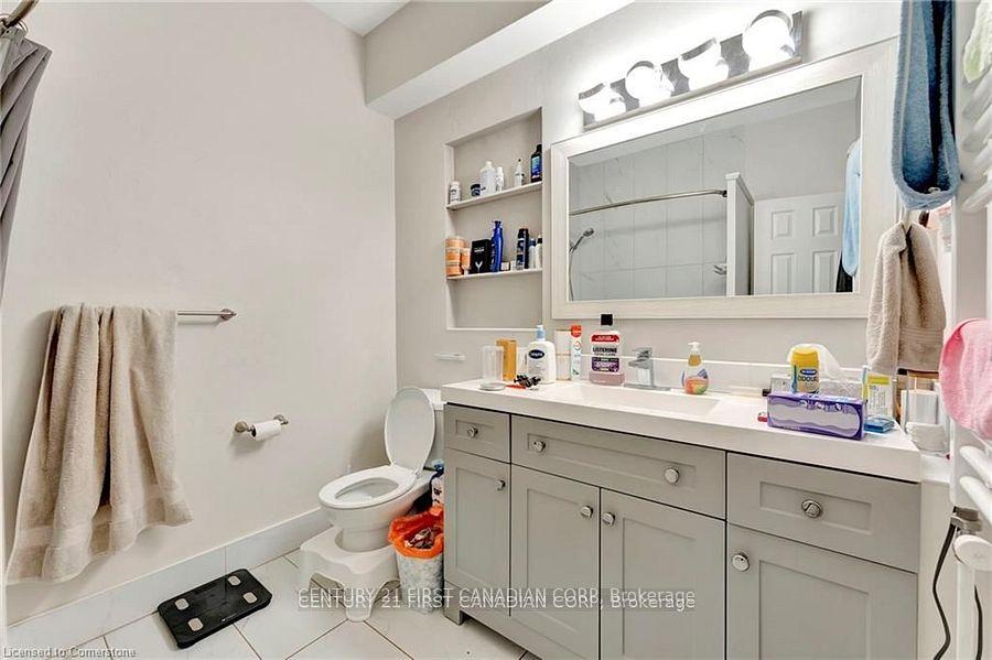 Photo 5 of Unit #3, 82 Albert Street, St. Catharines, Downtown — HOMEH