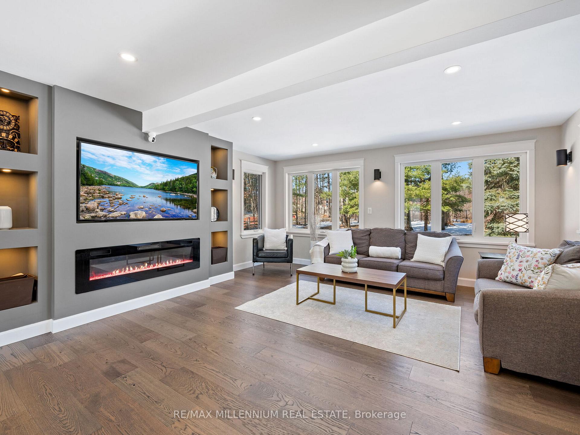 Photo 6 of 1030 Sunnidale Road, Springwater, Rural Springwater — HOMEH