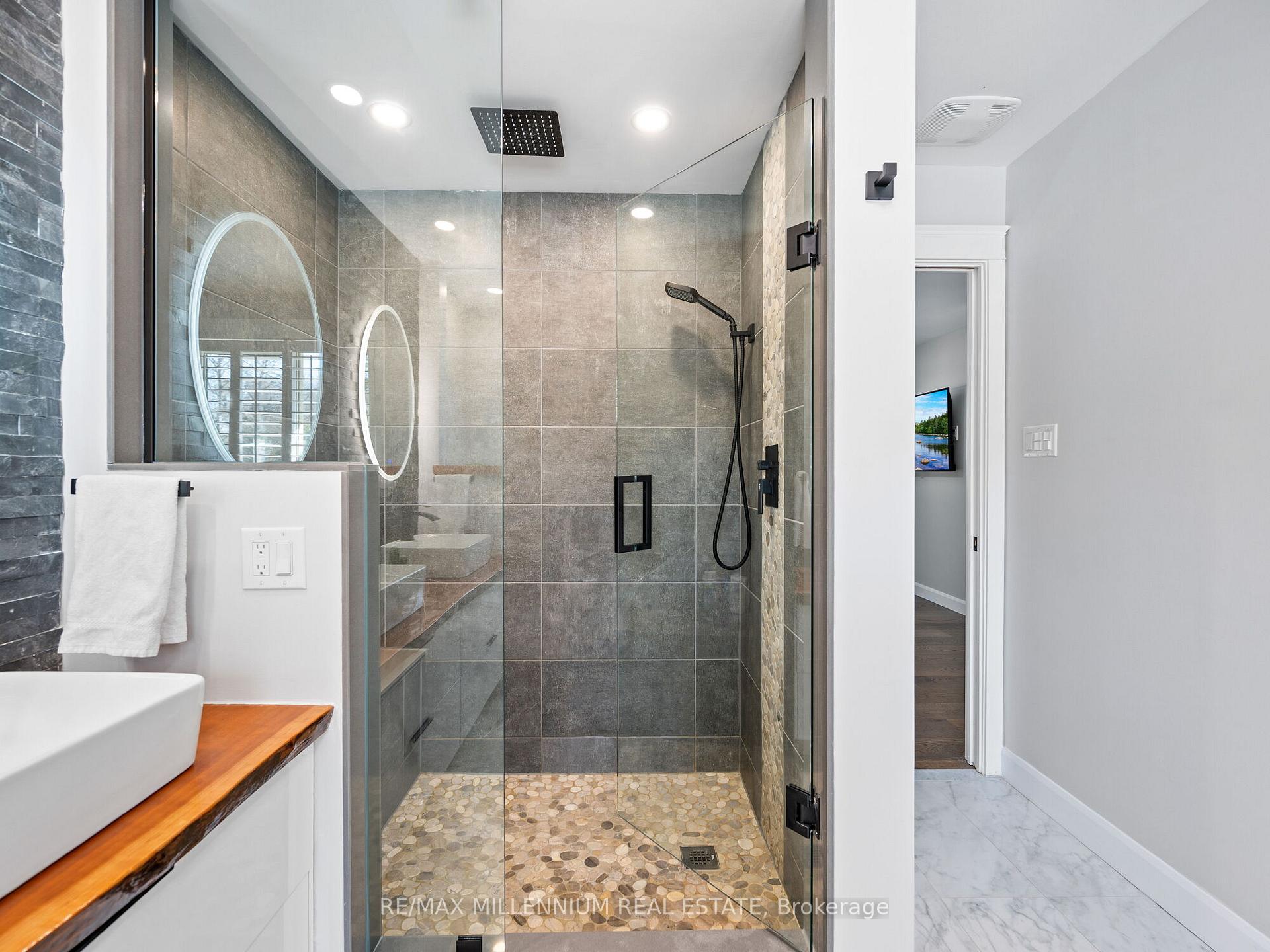 Photo 27 of 1030 Sunnidale Road, Springwater, Rural Springwater — HOMEH