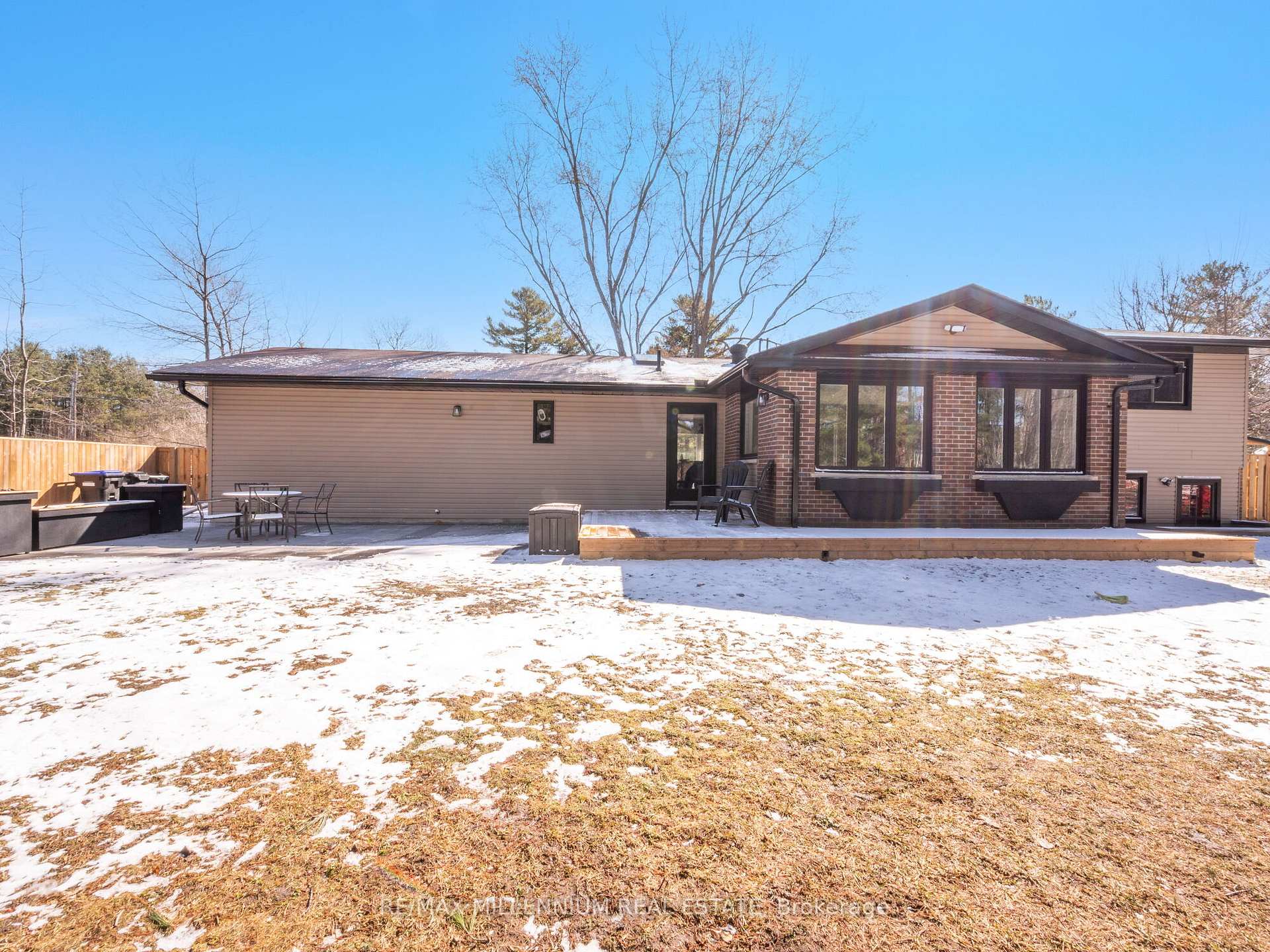 Photo 40 of 1030 Sunnidale Road, Springwater, Rural Springwater — HOMEH