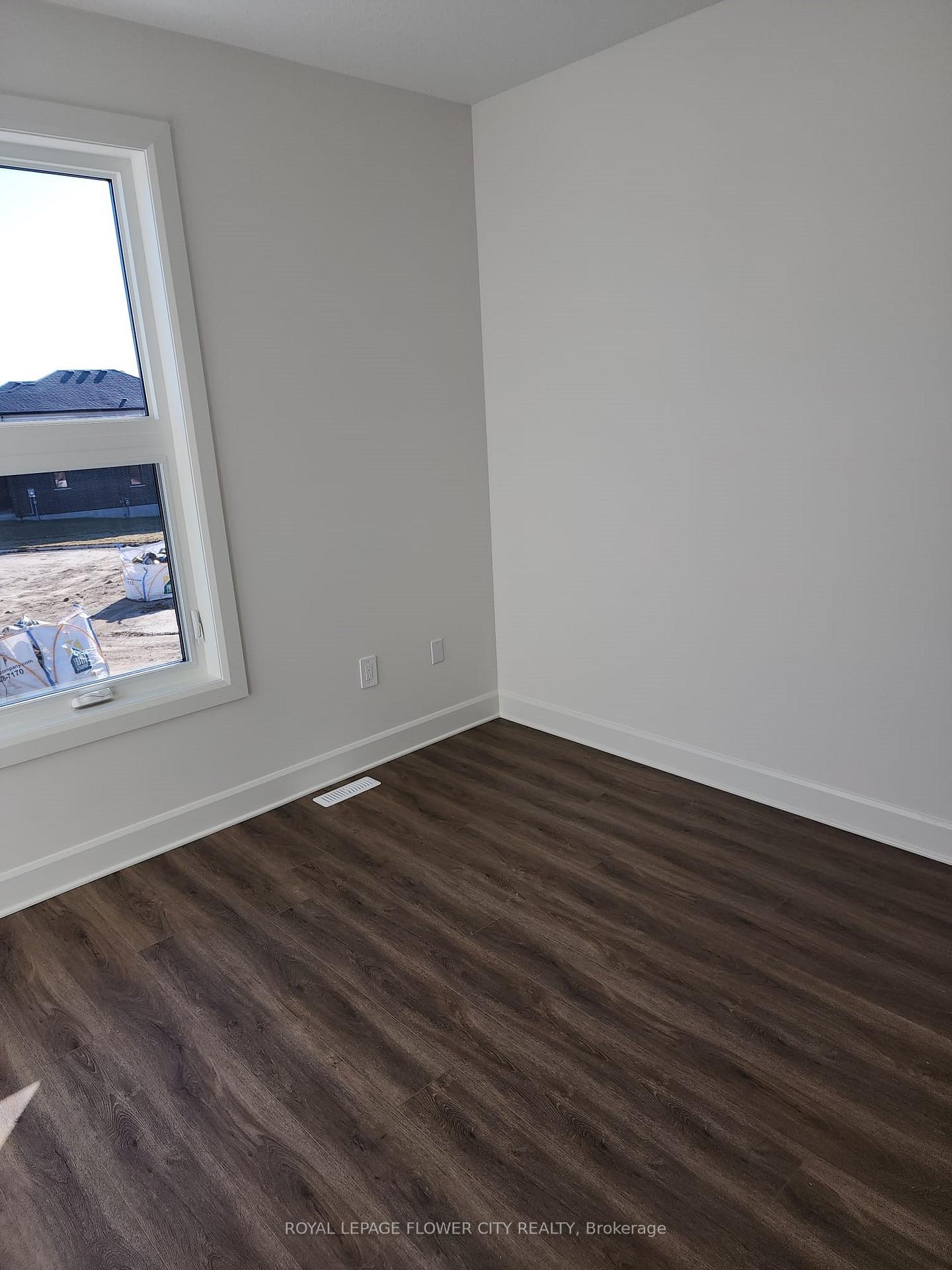 Photo 5 of 21 Welch Court, St. Thomas — HOMEH