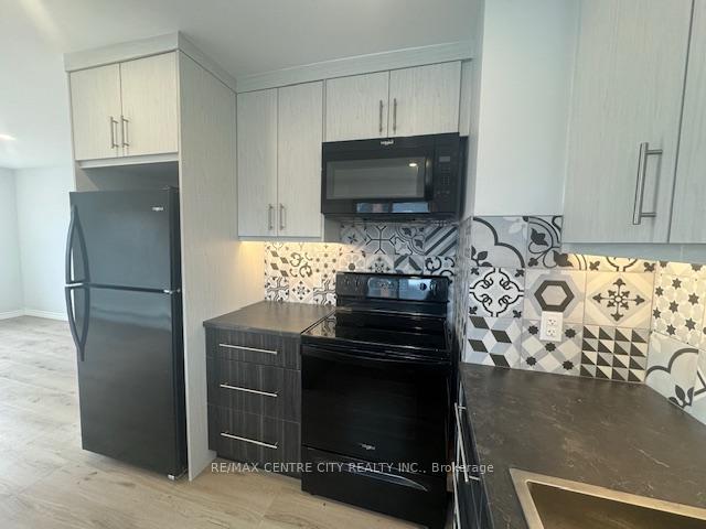 Photo 16 of Unit 4, 17 Mitchell Street, St. Thomas — HOMEH