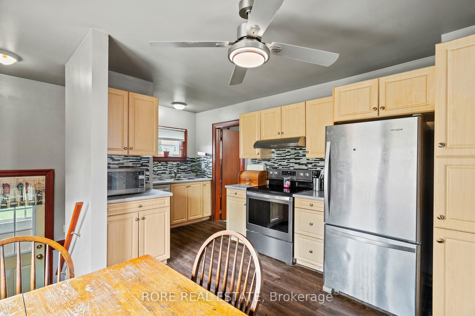 Photo 11 of 59 Haig Street, St. Catharines, Haig — HOMEH
