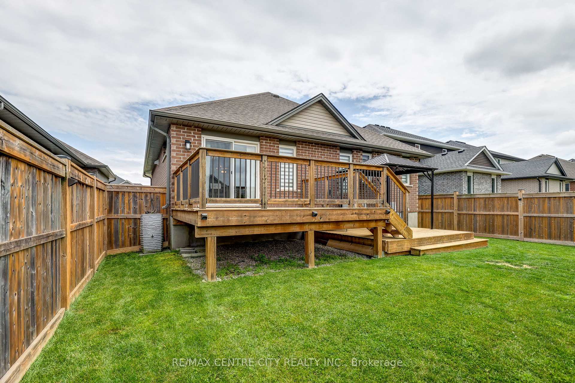 Photo 36 of 24 Acorn Trail, St. Thomas — HOMEH