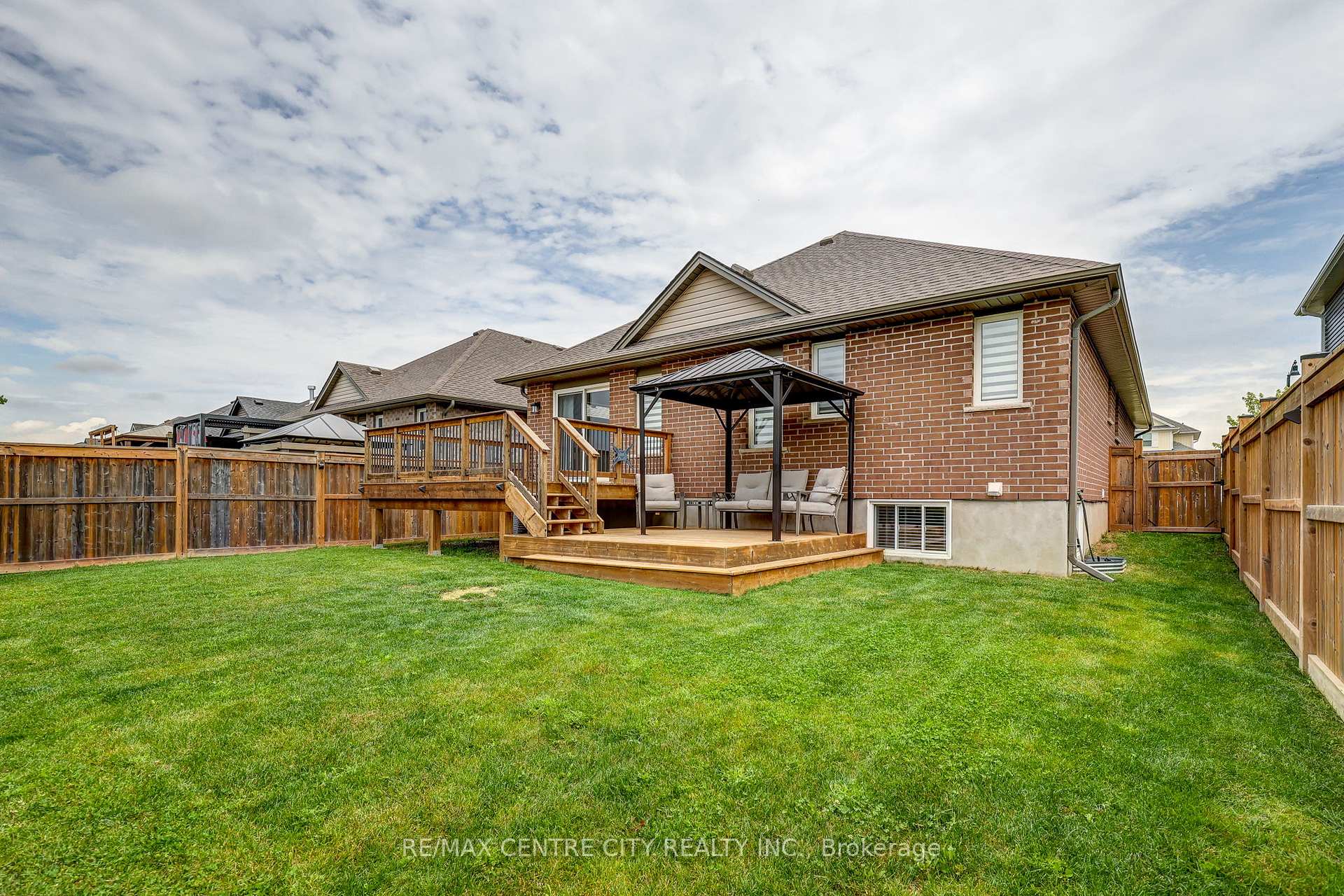 Photo 39 of 24 Acorn Trail, St. Thomas — HOMEH