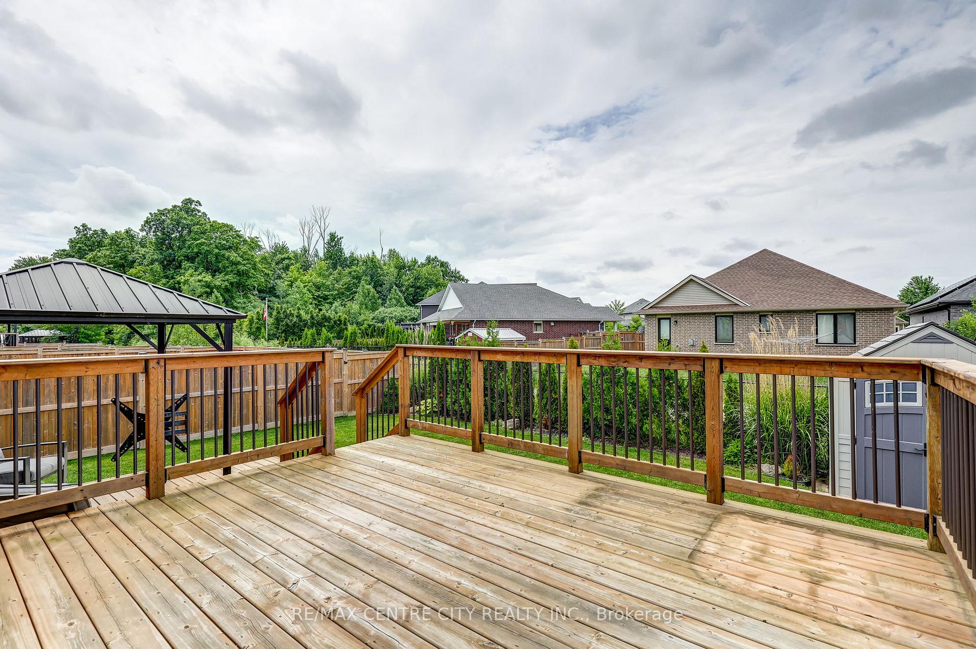 Photo 41 of 24 Acorn Trail, St. Thomas — HOMEH