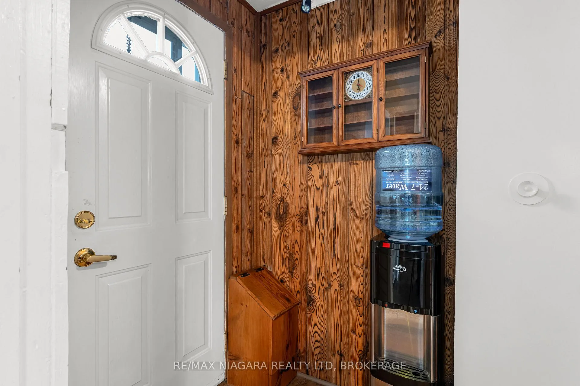 Photo 22 of 53 Turner Crescent, St. Catharines, Oakdale — HOMEH