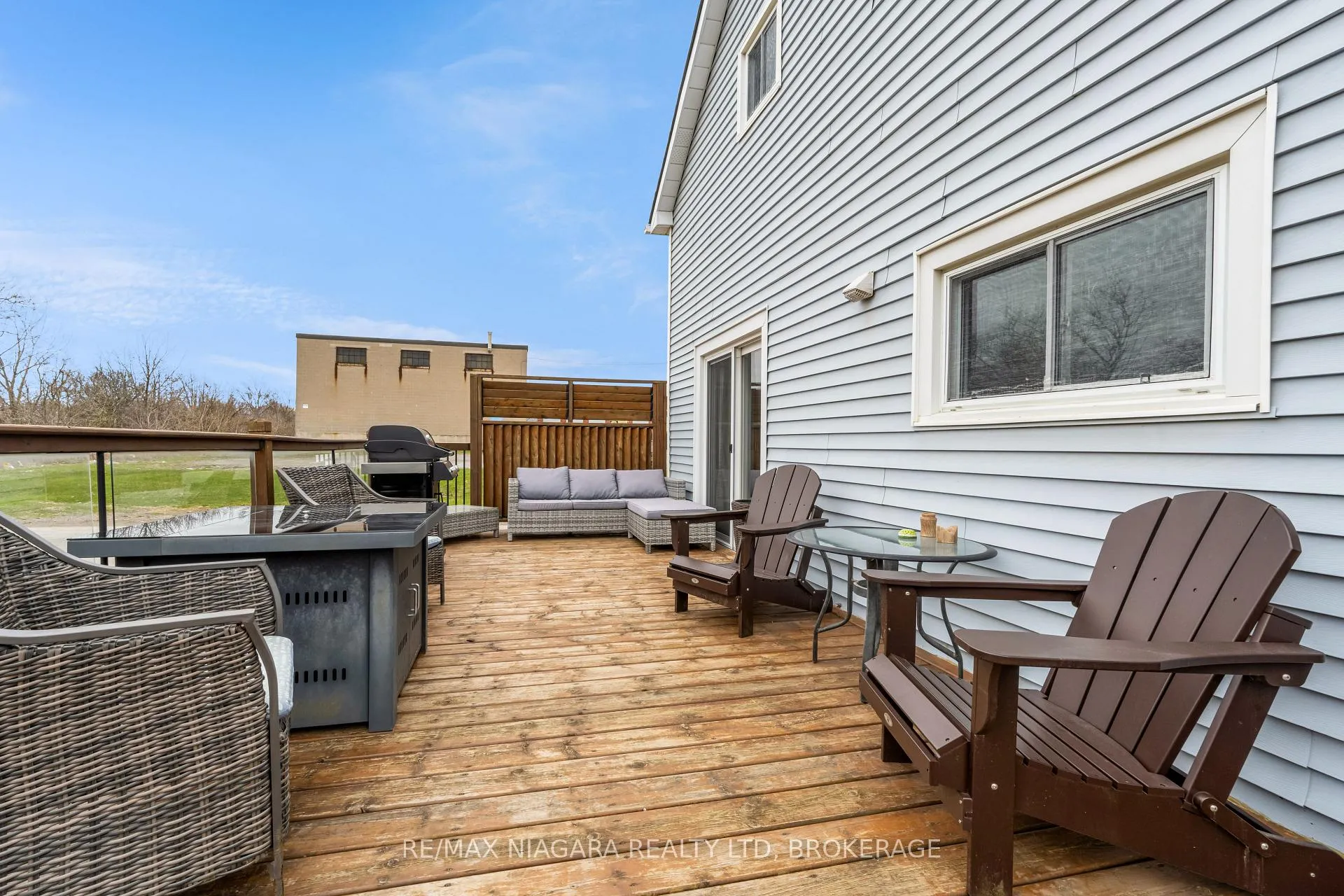 Photo 30 of 53 Turner Crescent, St. Catharines, Oakdale — HOMEH