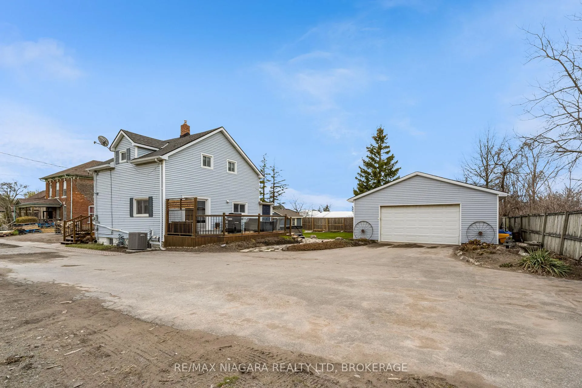 Photo 31 of 53 Turner Crescent, St. Catharines, Oakdale — HOMEH