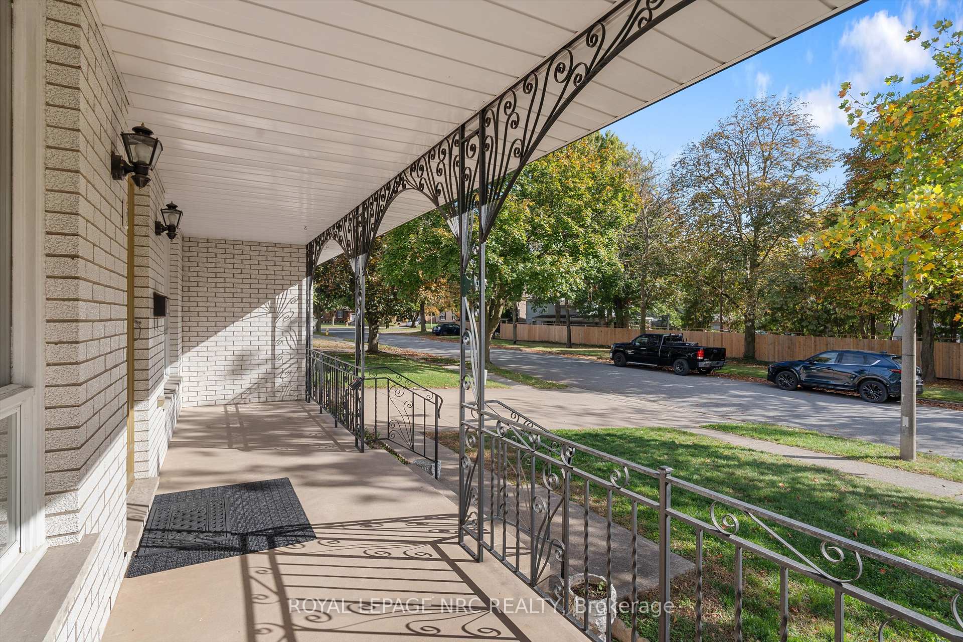 Photo 6 of 7 Tanera Crescent, St. Catharines, Carlton/Bunting — HOMEH