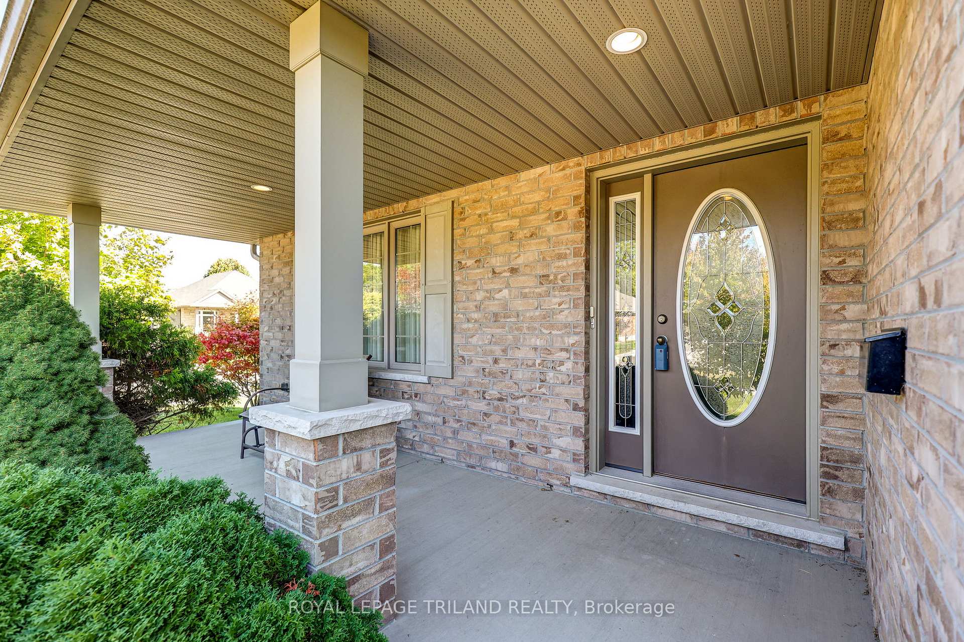 Photo 5 of 68 Shaw Valley Drive, St. Thomas — HOMEH