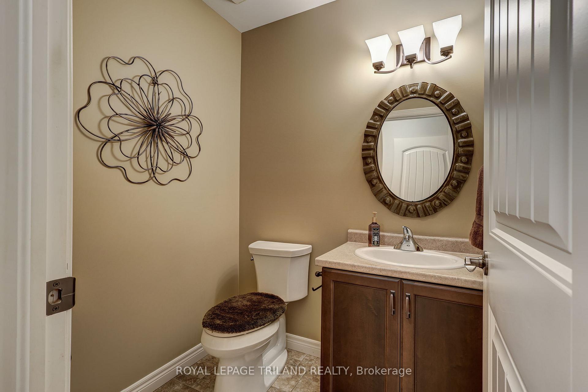 Photo 9 of 68 Shaw Valley Drive, St. Thomas — HOMEH