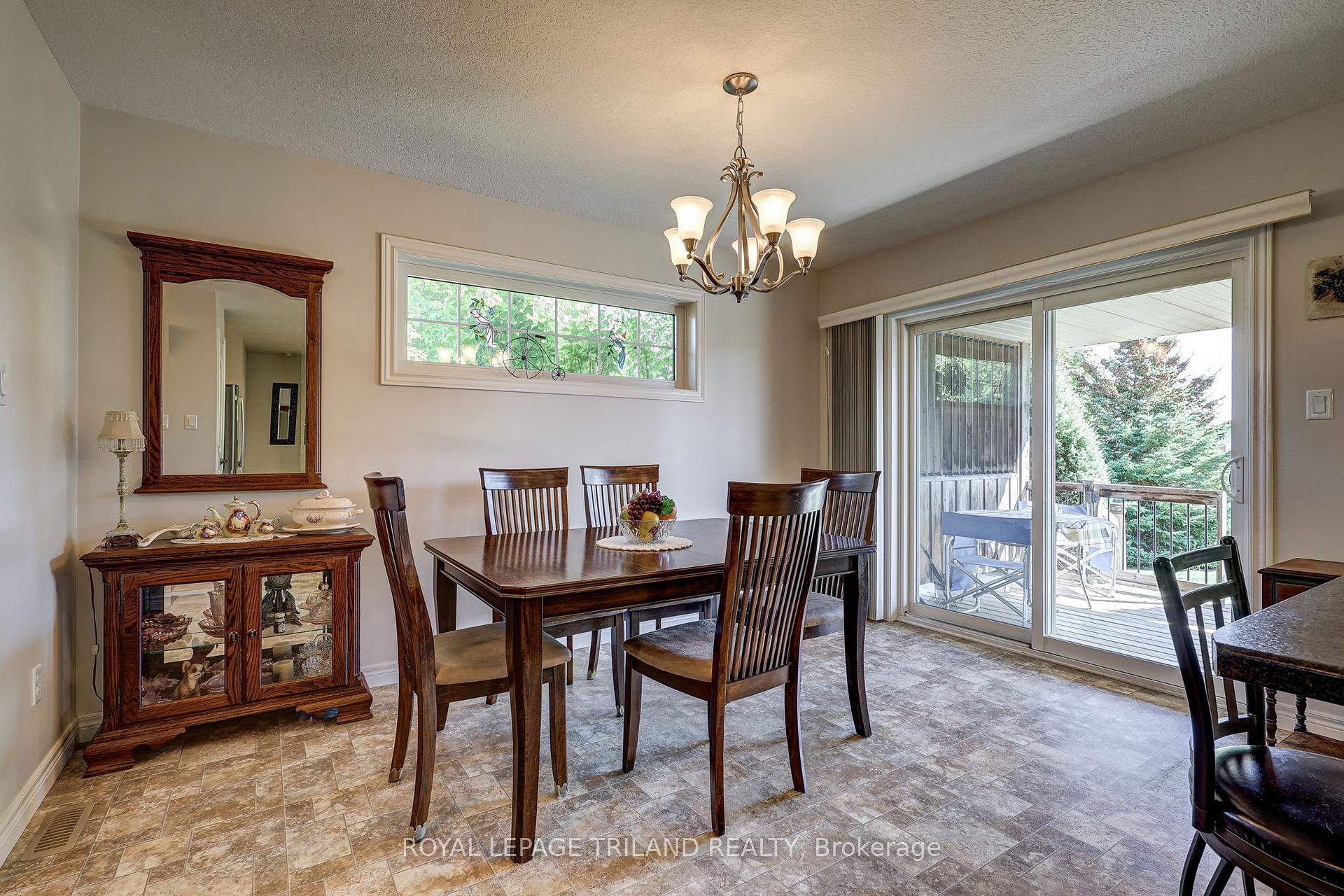Photo 14 of 68 Shaw Valley Drive, St. Thomas — HOMEH