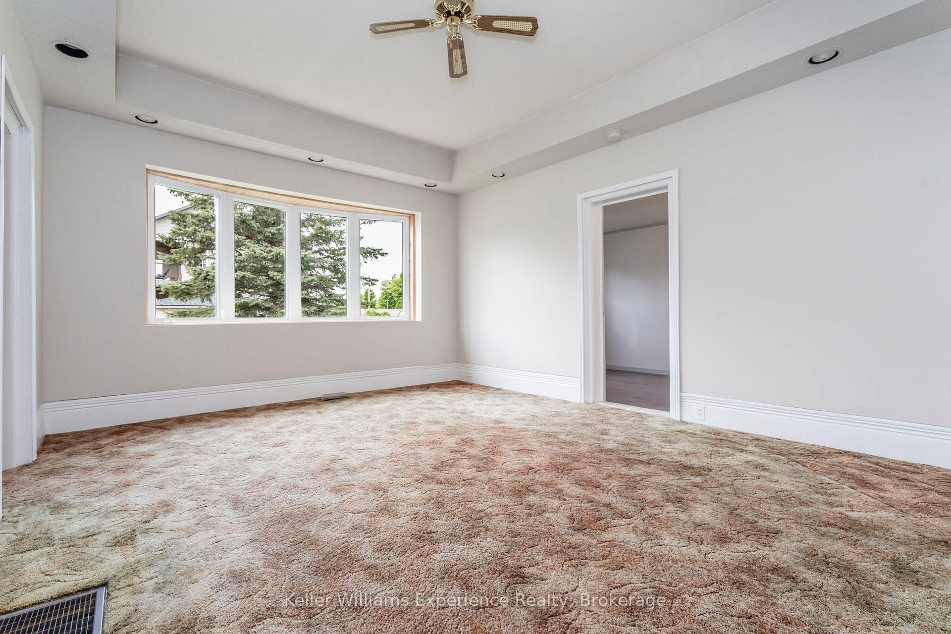 Photo 20 of 1788 Phelpston Road, Springwater, Phelpston — HOMEH