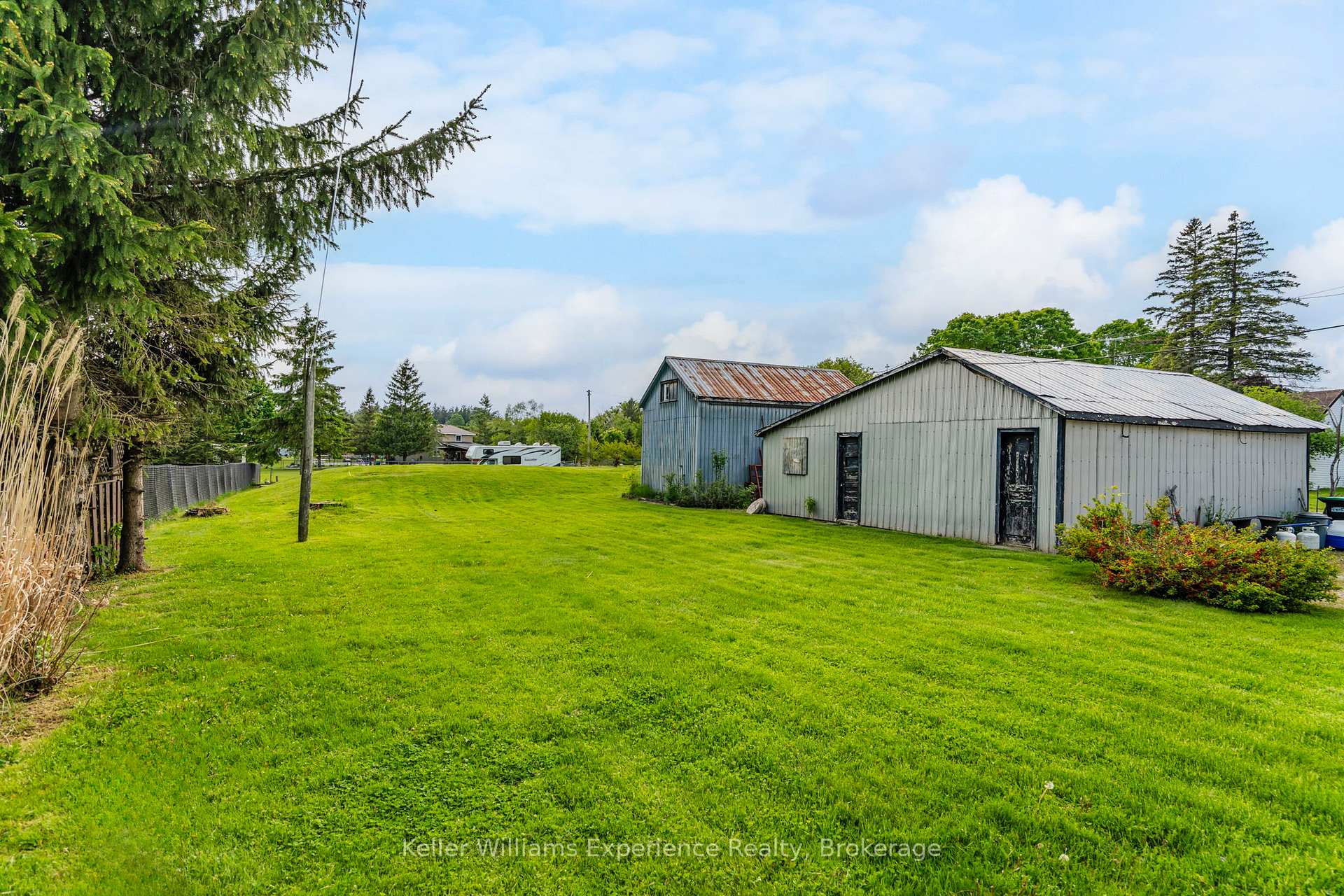 Photo 35 of 1788 Phelpston Road, Springwater, Phelpston — HOMEH