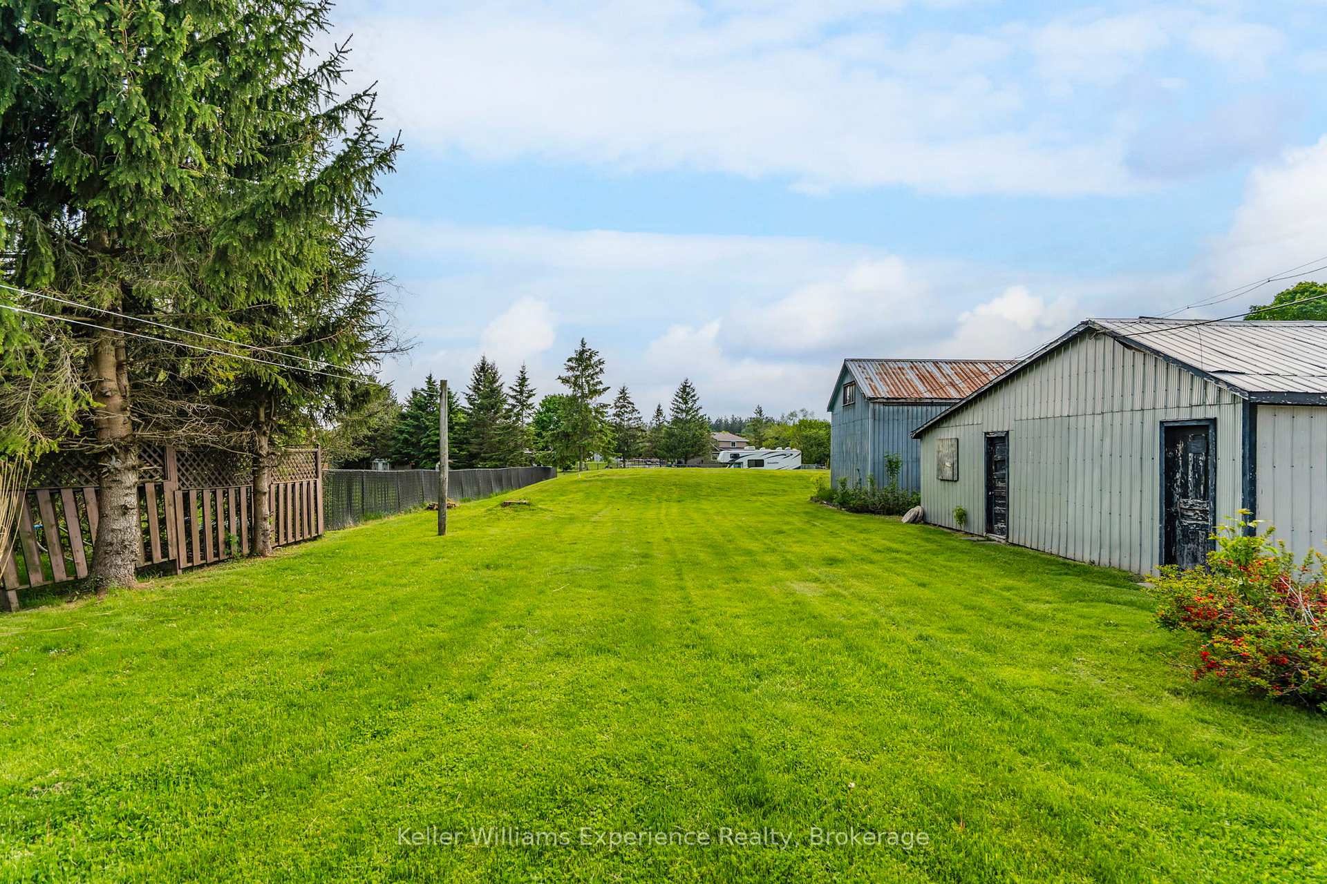 Photo 36 of 1788 Phelpston Road, Springwater, Phelpston — HOMEH
