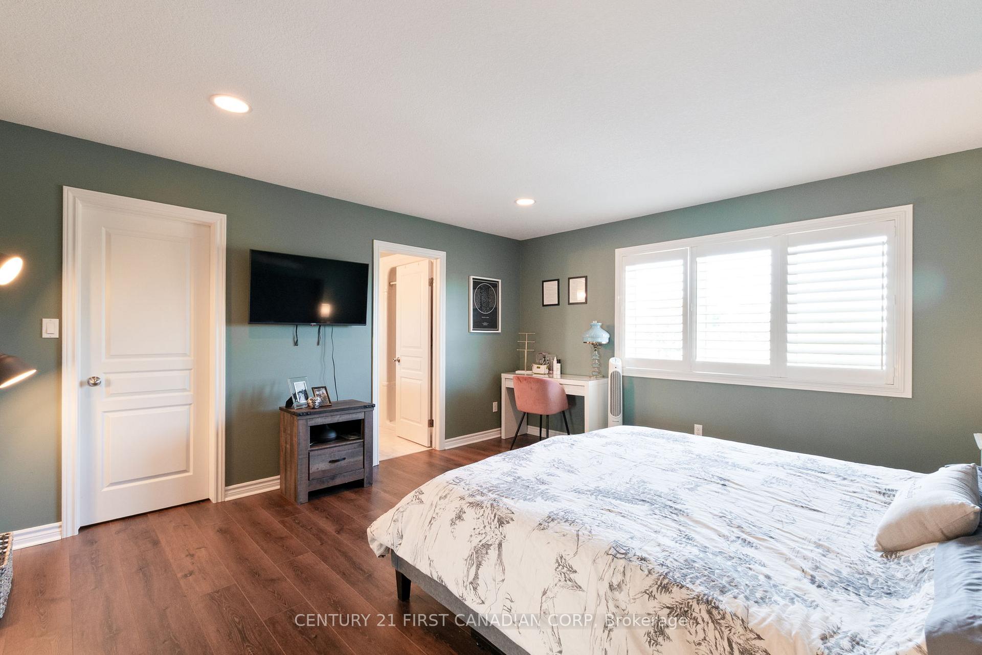 Photo 24 of 6 Noble Lane, St. Thomas — HOMEH