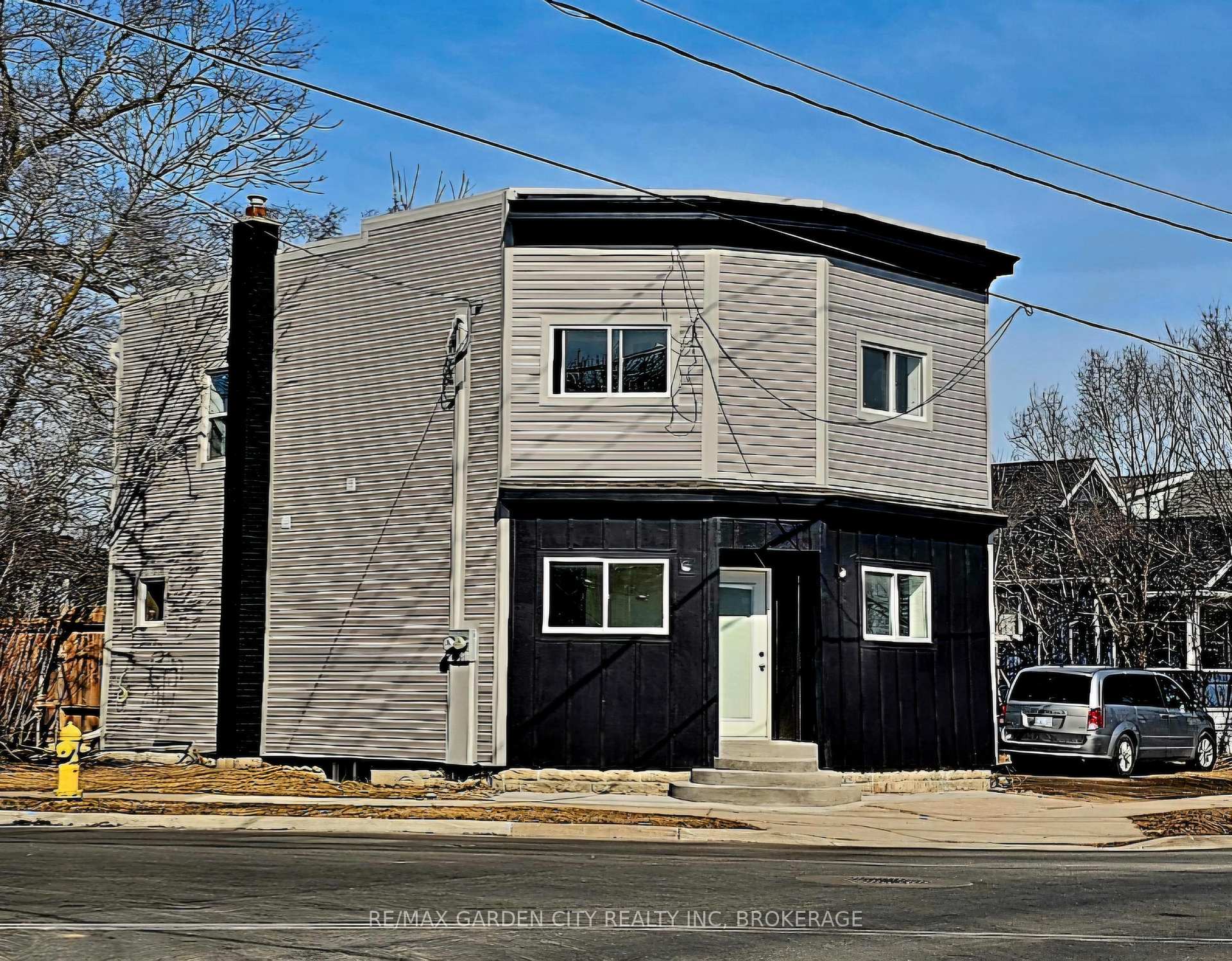 Photo 1 of Unit Main Floor, 52 Pelham Road, St. Catharines, Western Hill — HOMEH