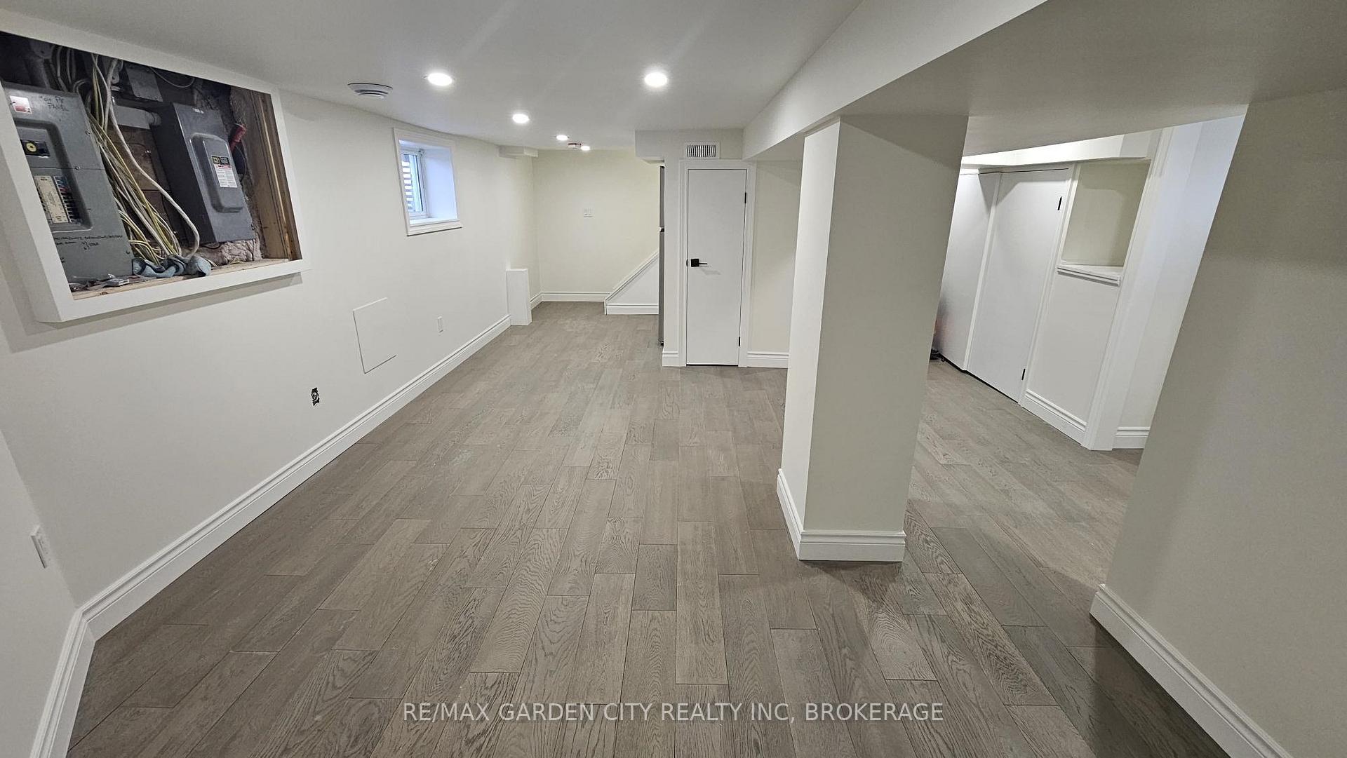 Photo 3 of Unit Main Floor, 52 Pelham Road, St. Catharines, Western Hill — HOMEH
