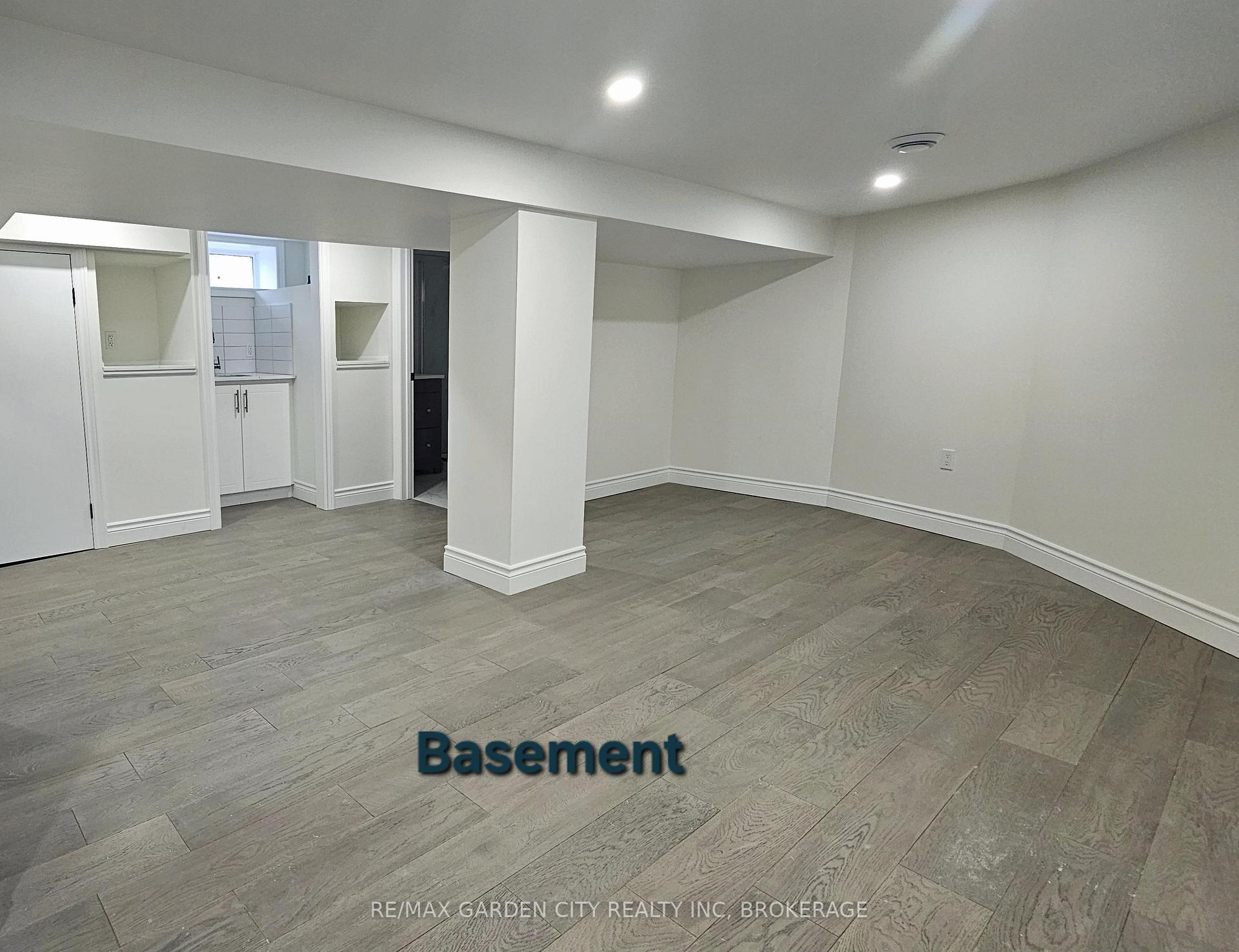 Photo 10 of Unit Main Floor, 52 Pelham Road, St. Catharines, Western Hill — HOMEH