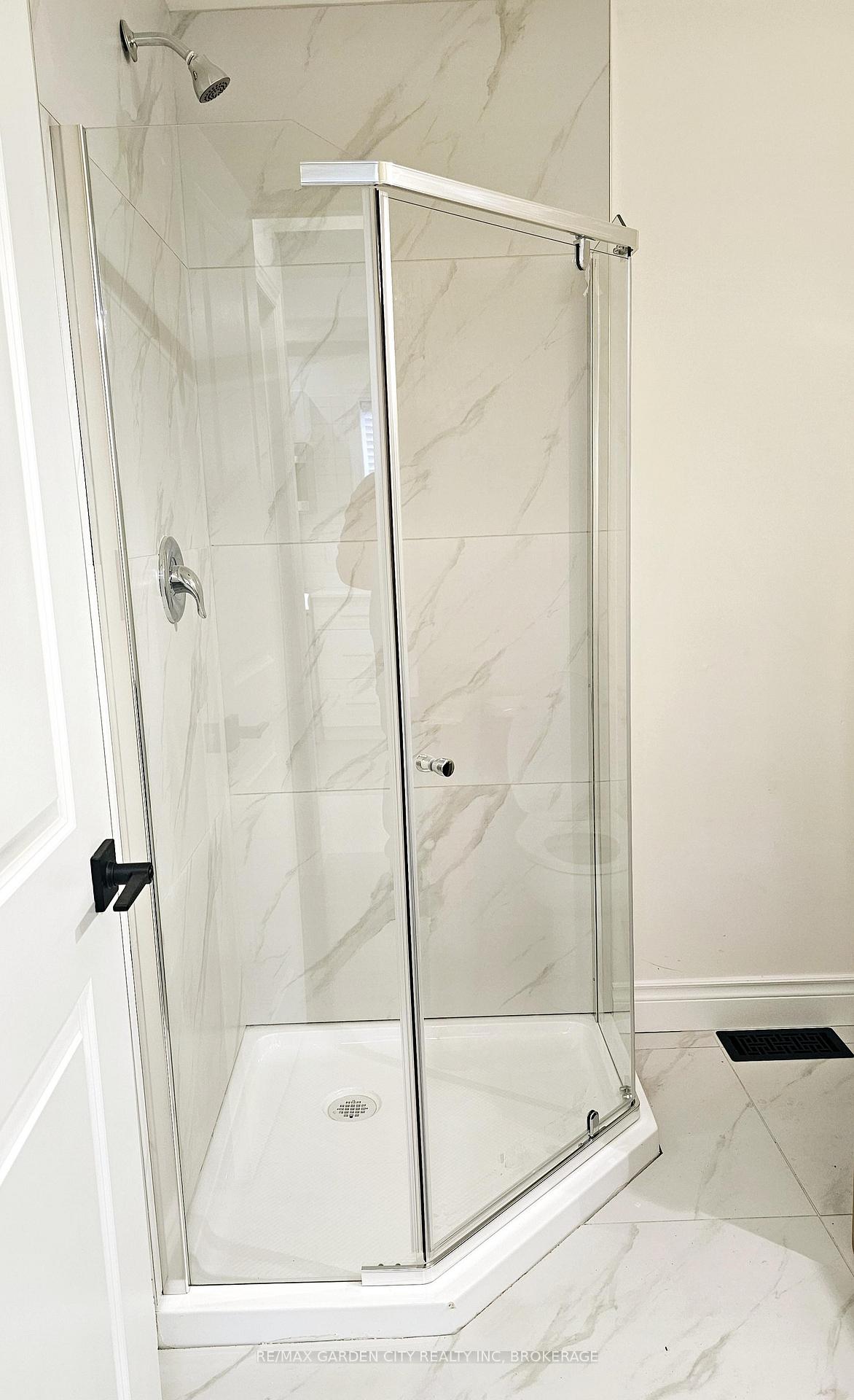 Photo 13 of Unit Main Floor, 52 Pelham Road, St. Catharines, Western Hill — HOMEH