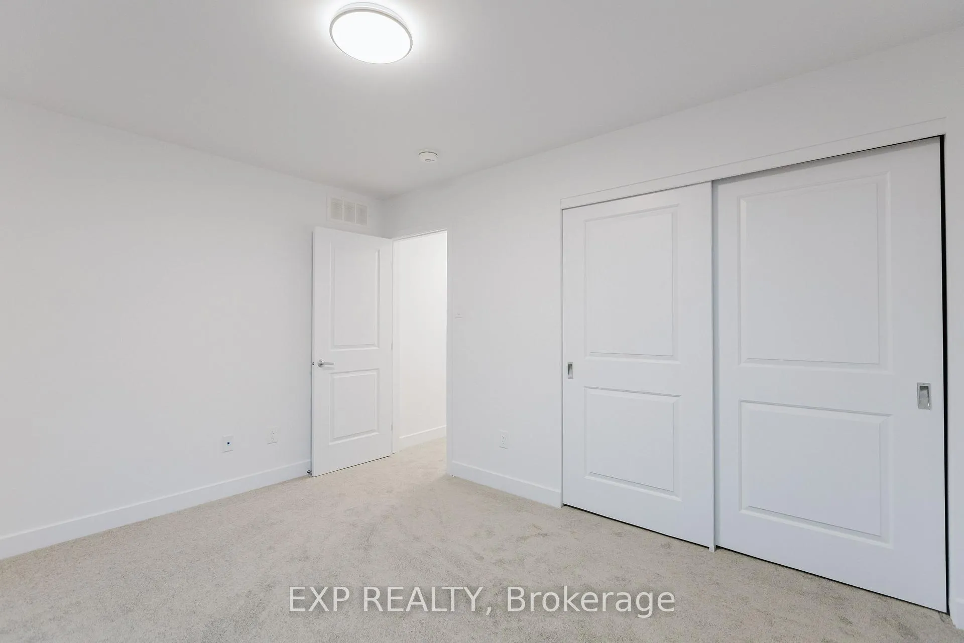 Photo 43 of 207 Silhouette Private, Ottawa, Barrhaven - Cedargrove/Fraserdale — HOMEH