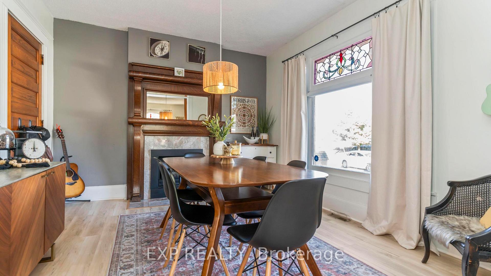Photo 8 of 119 Wellington Street, St. Thomas — HOMEH