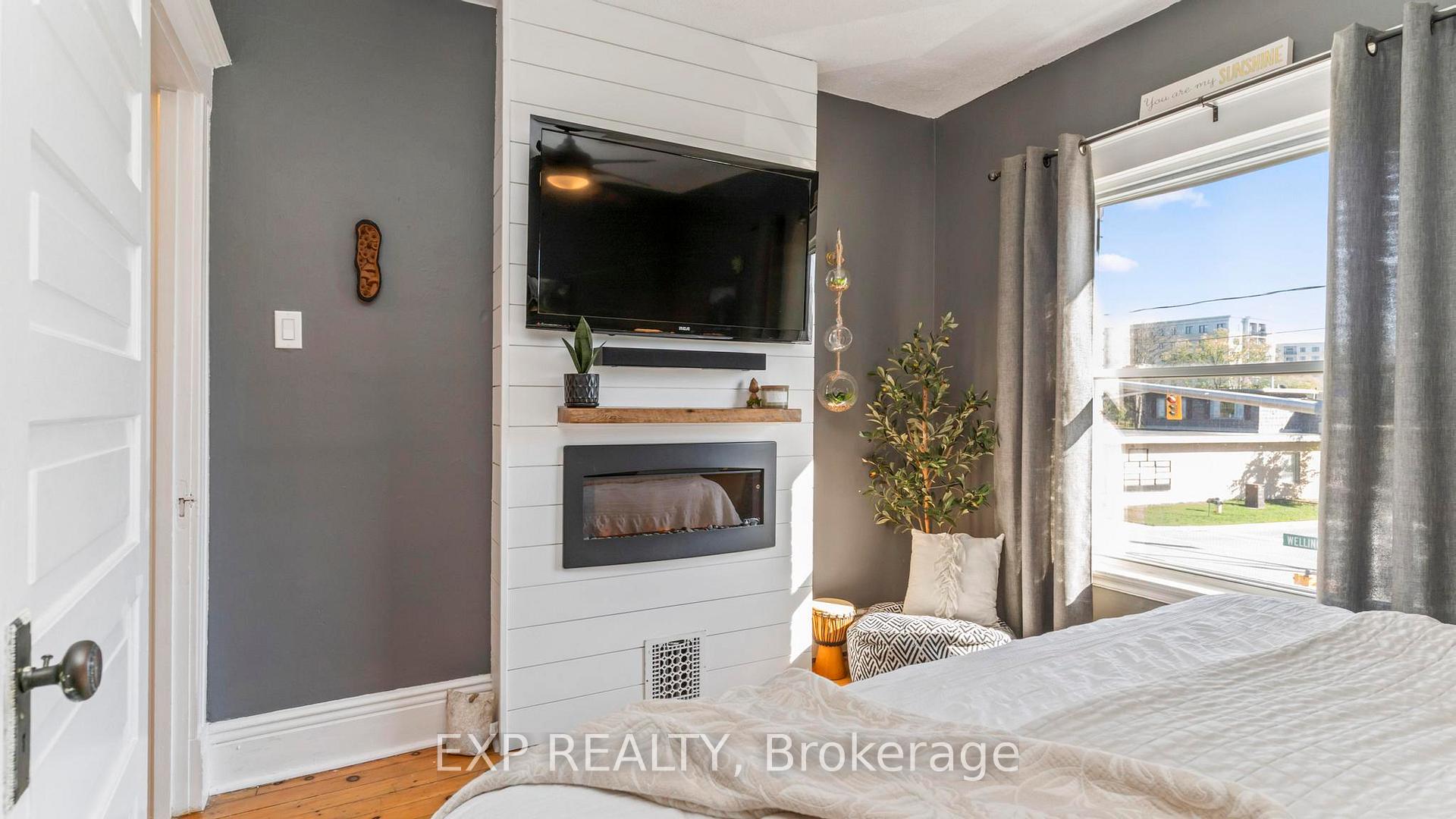 Photo 20 of 119 Wellington Street, St. Thomas — HOMEH