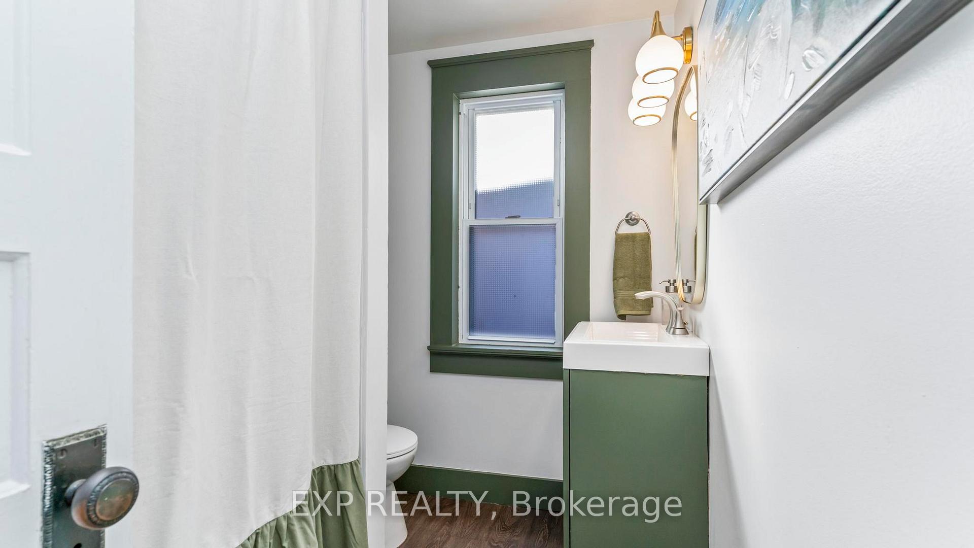 Photo 25 of 119 Wellington Street, St. Thomas — HOMEH