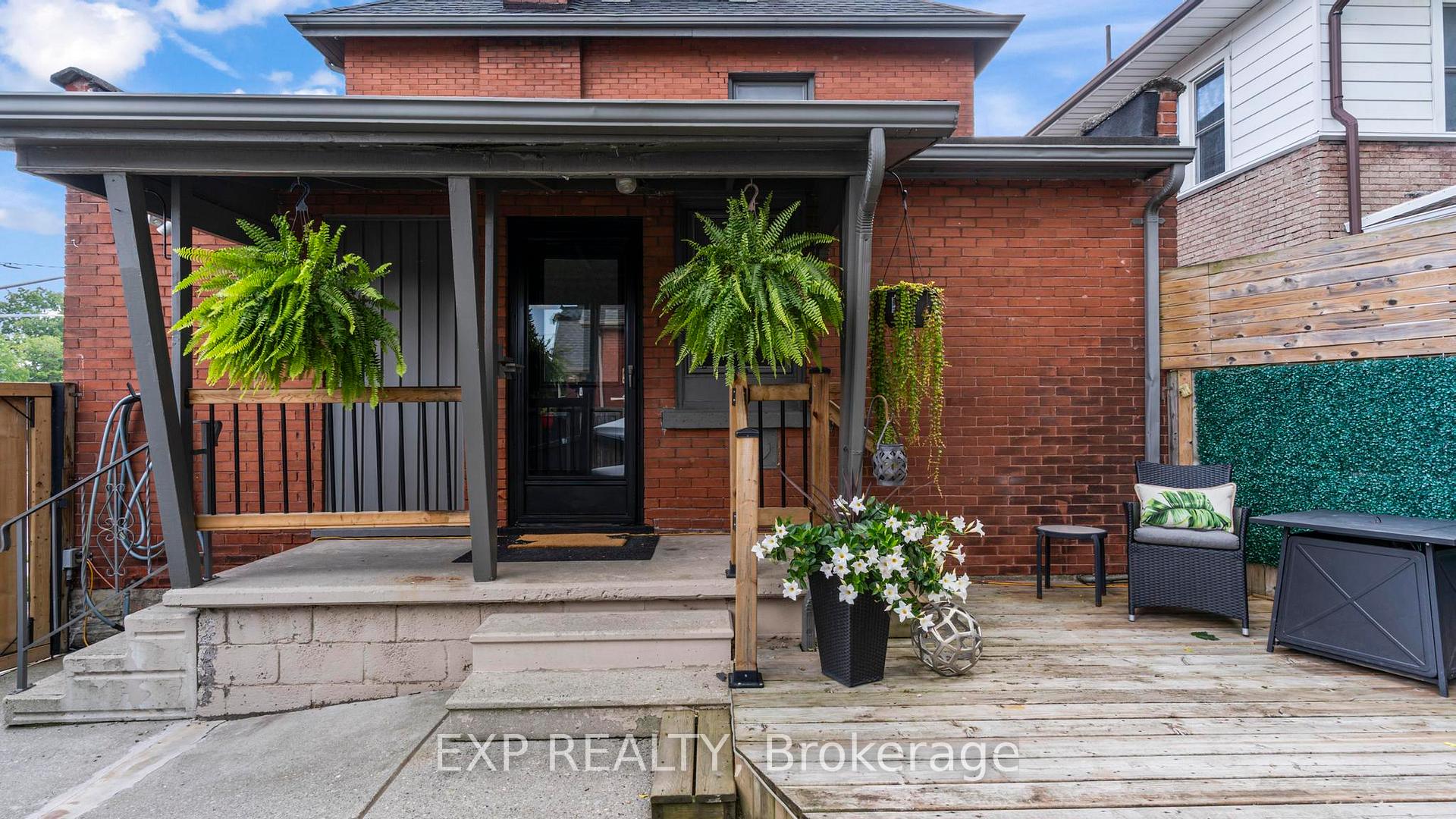 Photo 31 of 119 Wellington Street, St. Thomas — HOMEH