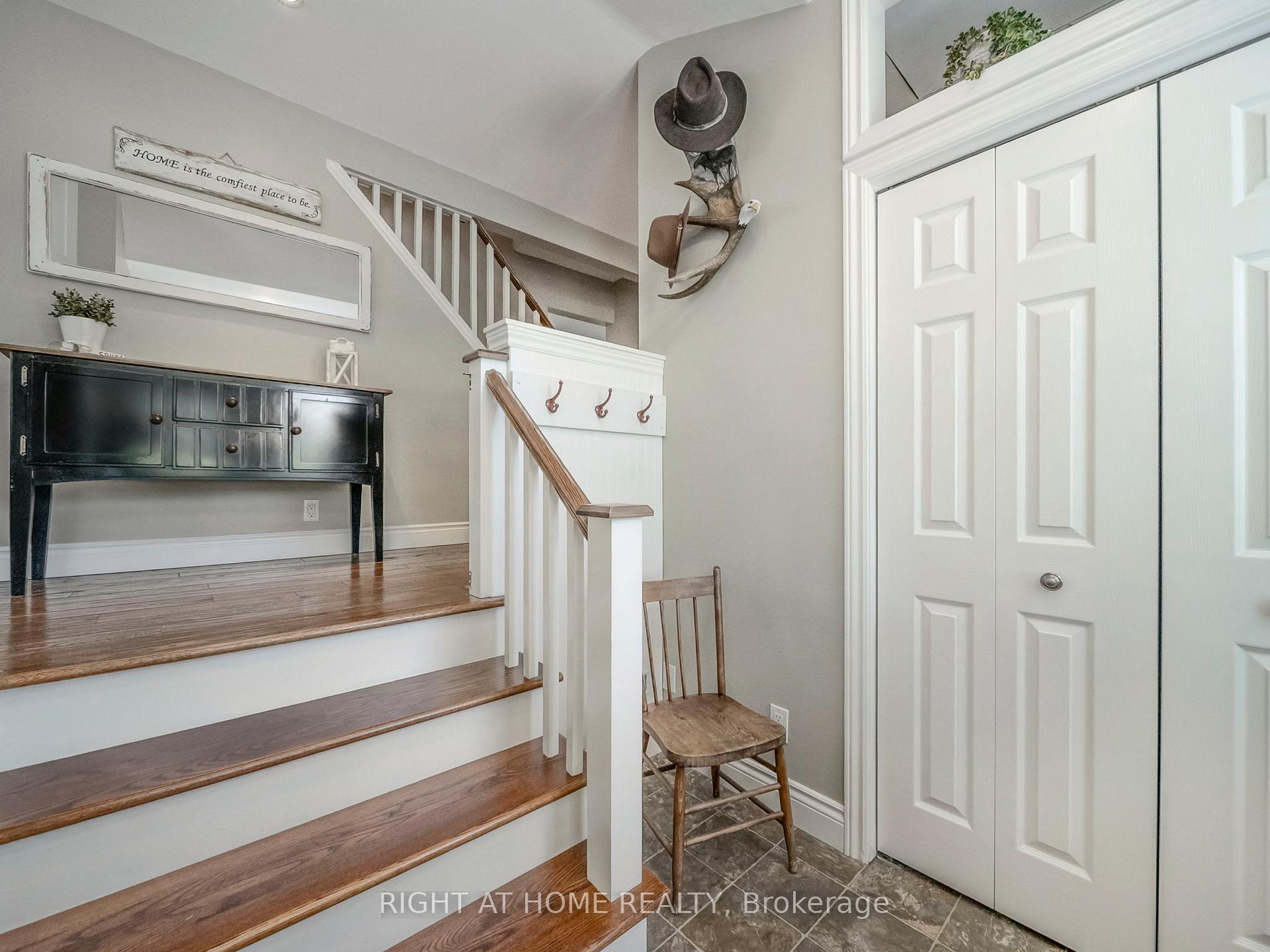 Photo 25 of 1947 Russell Road, Springwater, Midhurst — HOMEH